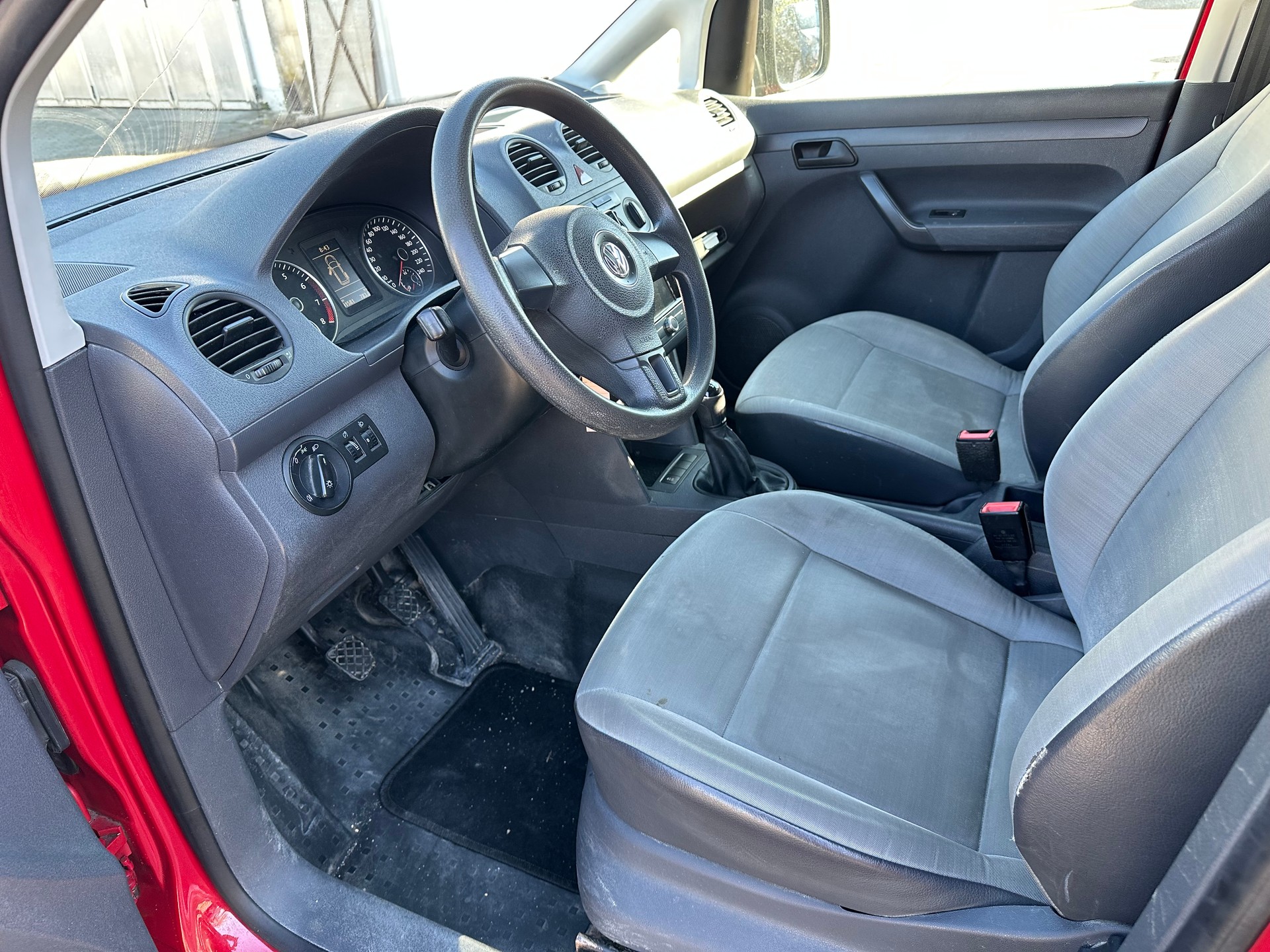 VW Caddy 1.2 TSI Entry-image-10