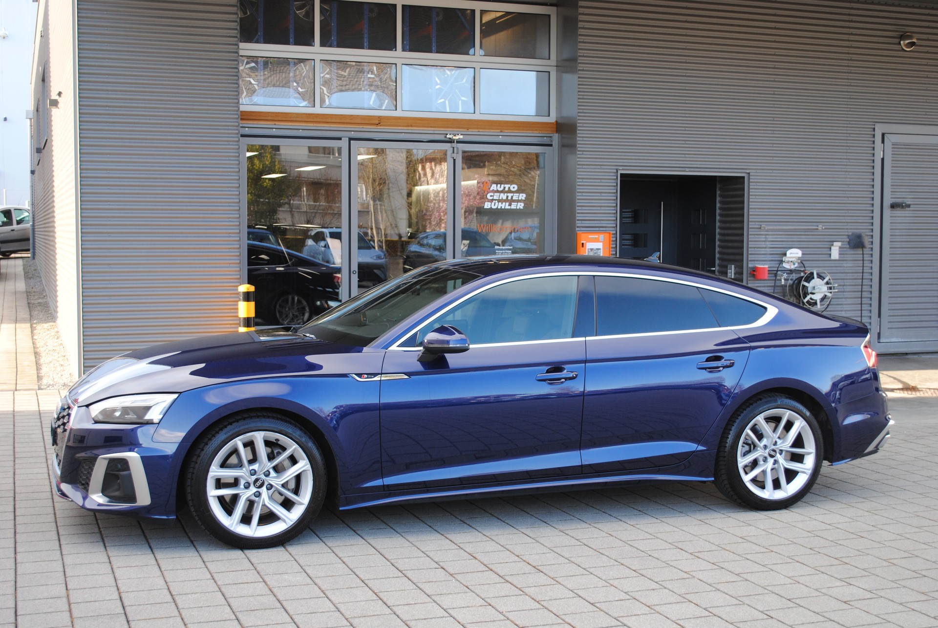 AUDI A5 Sportback 45 TFSI S-Line S-tronic quattro-image-4
