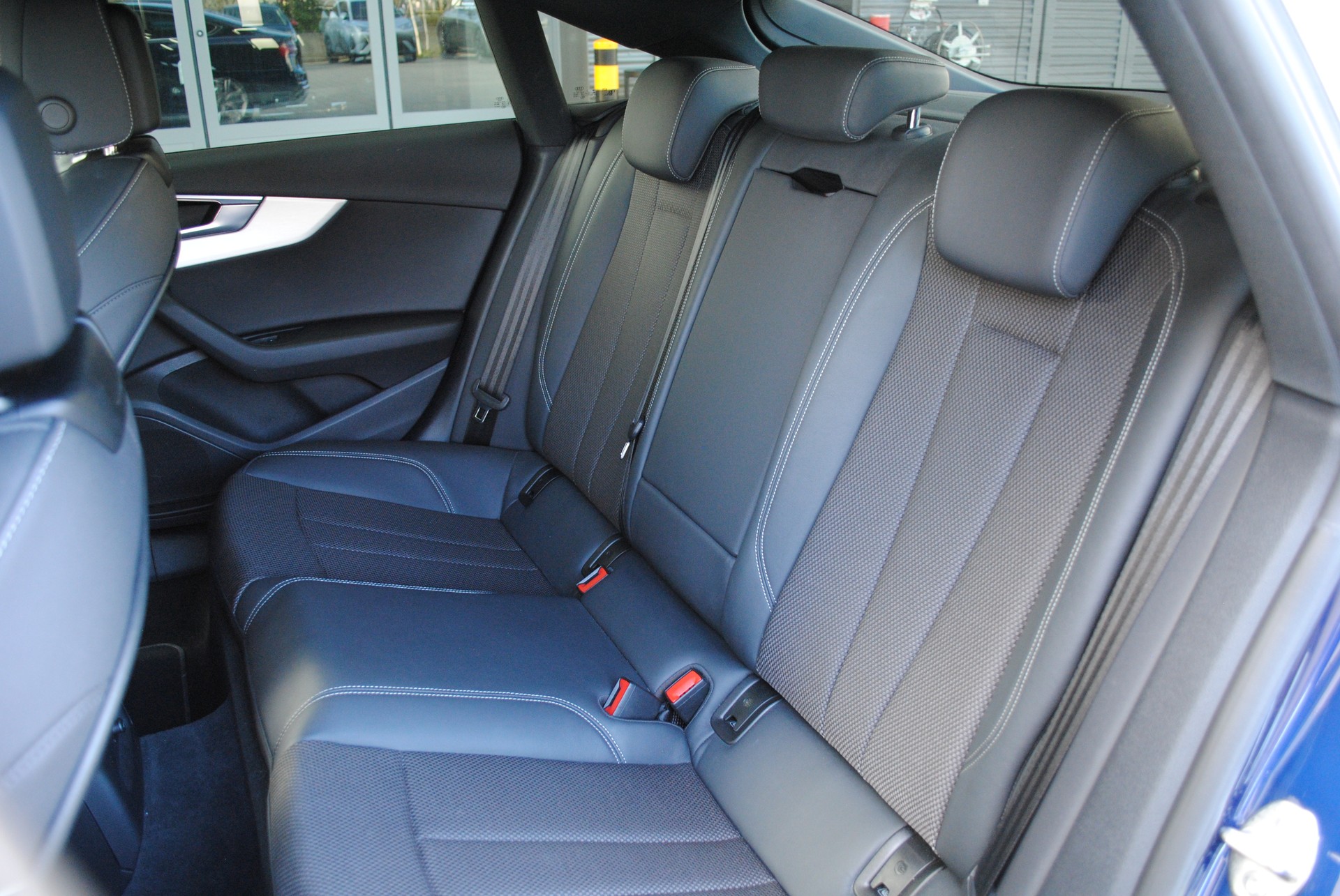 AUDI A5 Sportback 45 TFSI S-Line S-tronic quattro-image-17