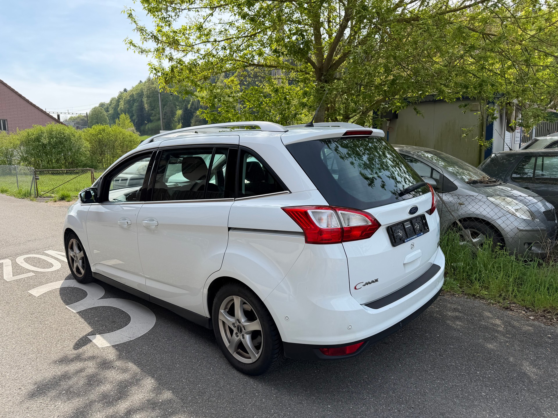 FORD GrC-Max 1.0 SCTi Titanium 7 Plätze -ab Mfk-showroom-element-3