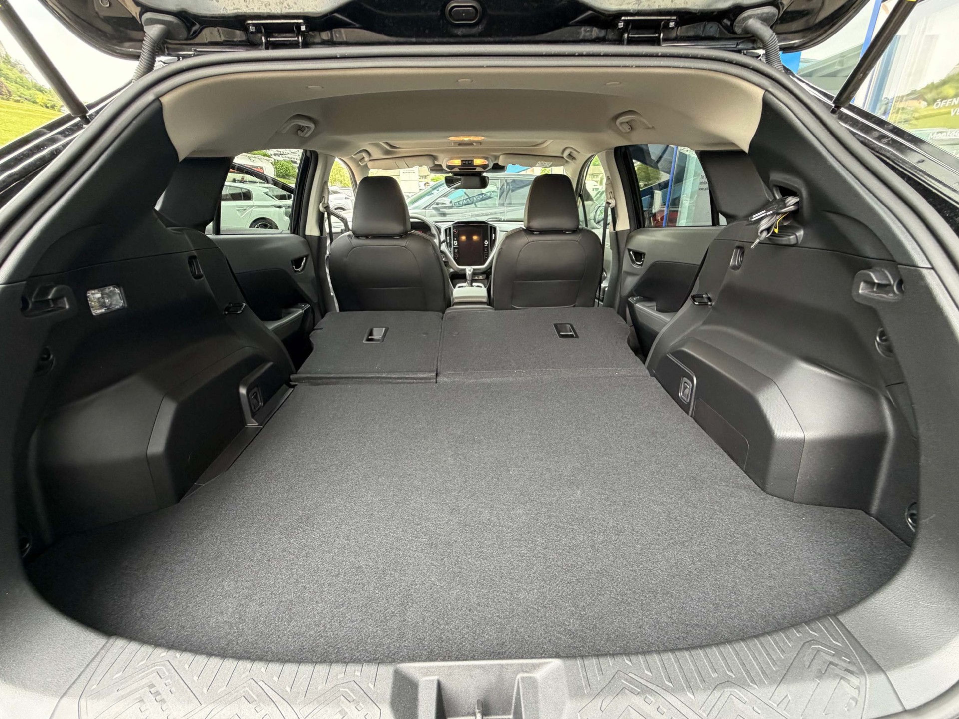 SUBARU Crosstrek 2.0i e-Boxer Luxury-image-4