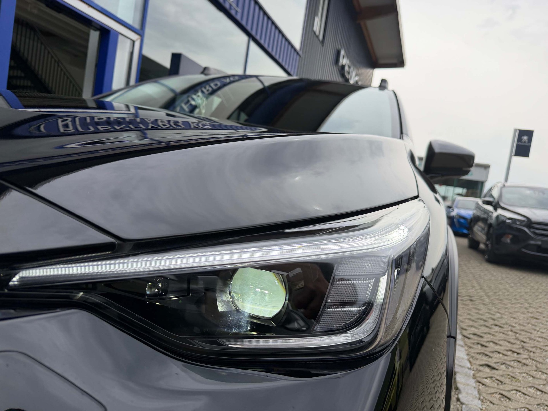 SUBARU Crosstrek 2.0i e-Boxer Luxury-image-17