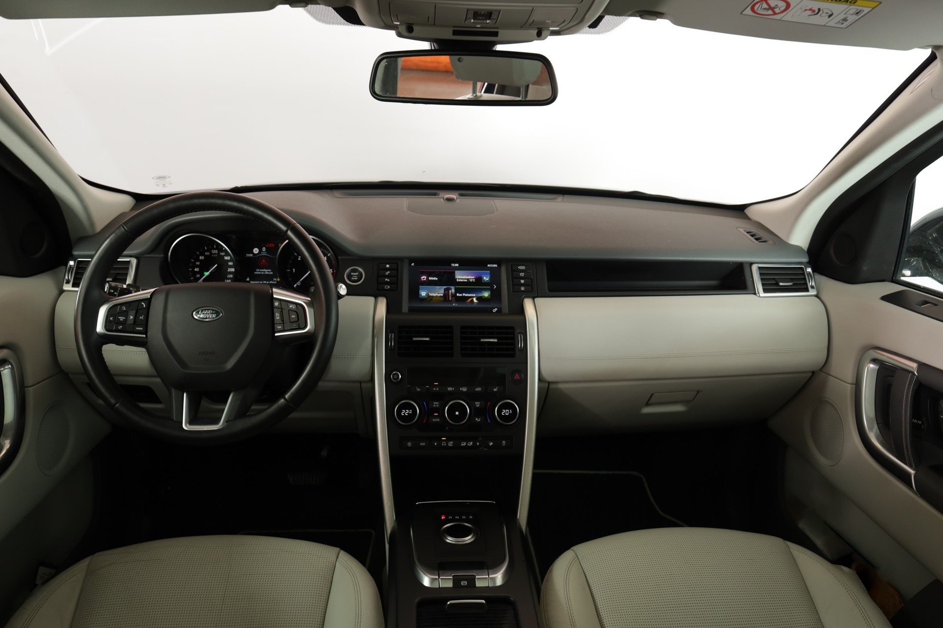LAND ROVER Discovery Sport 2.0 TD4 HSE AT9-image-11