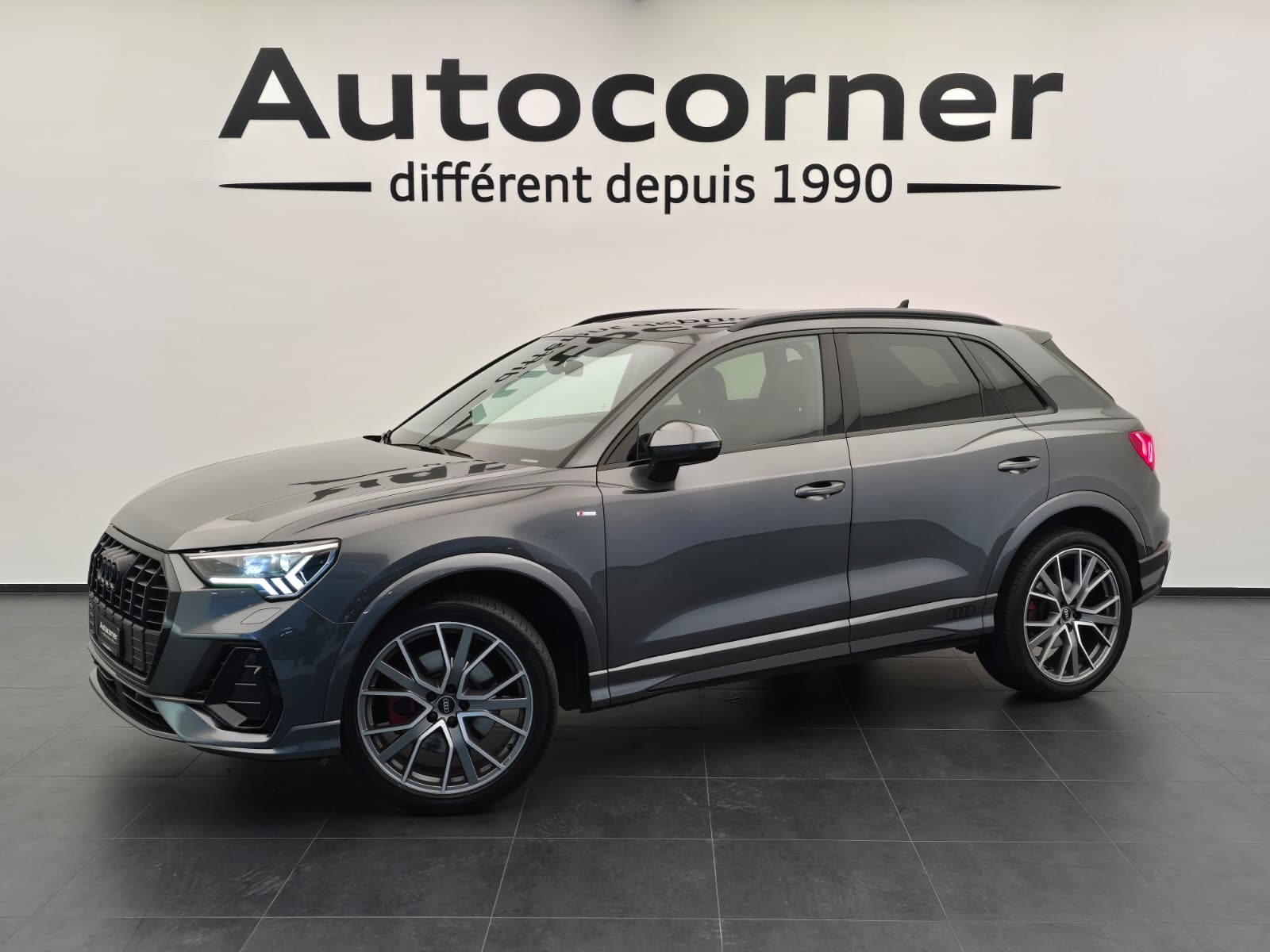 AUDI Q3 45 TFSI S line quattro S-tronic