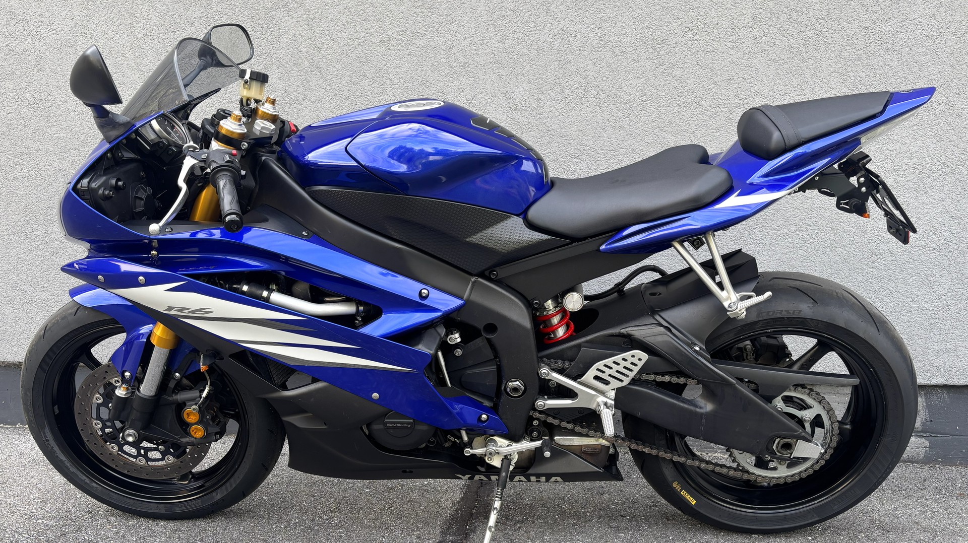 YAMAHA YZF-R6-image-3