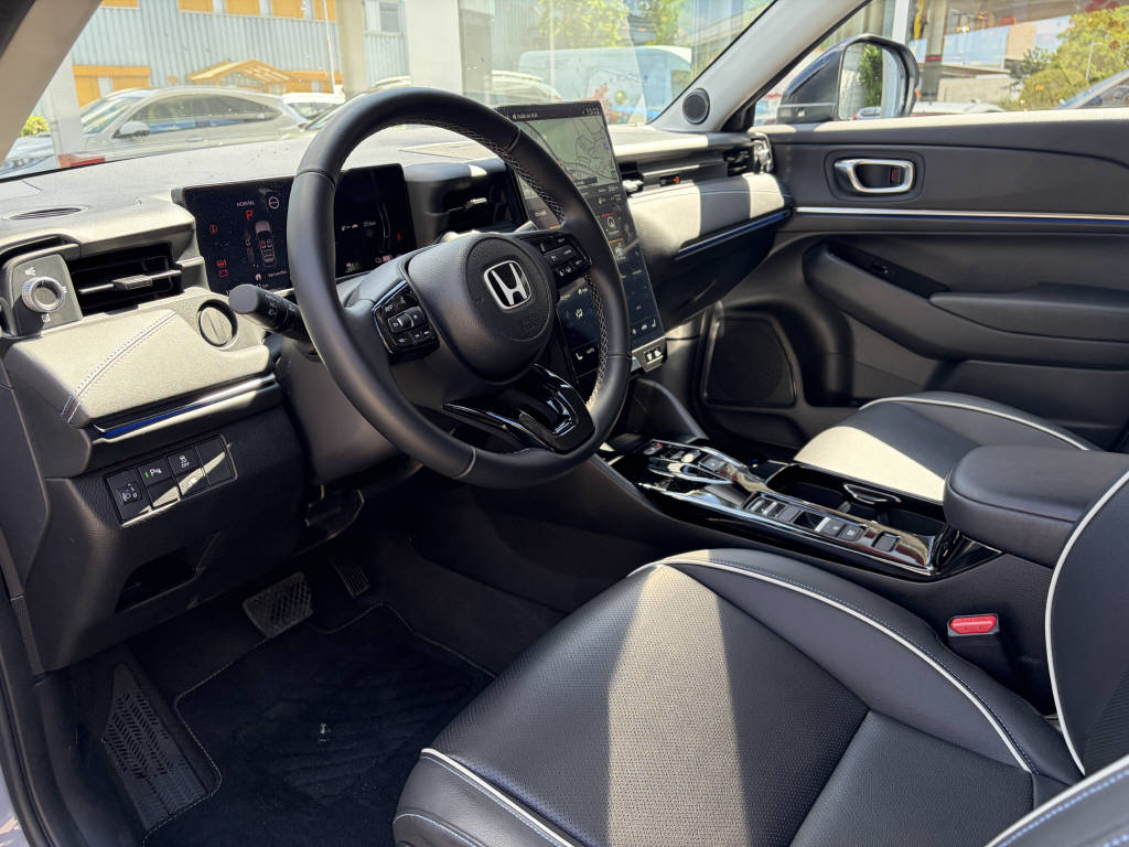 HONDA Ny1 Elegance-image-6