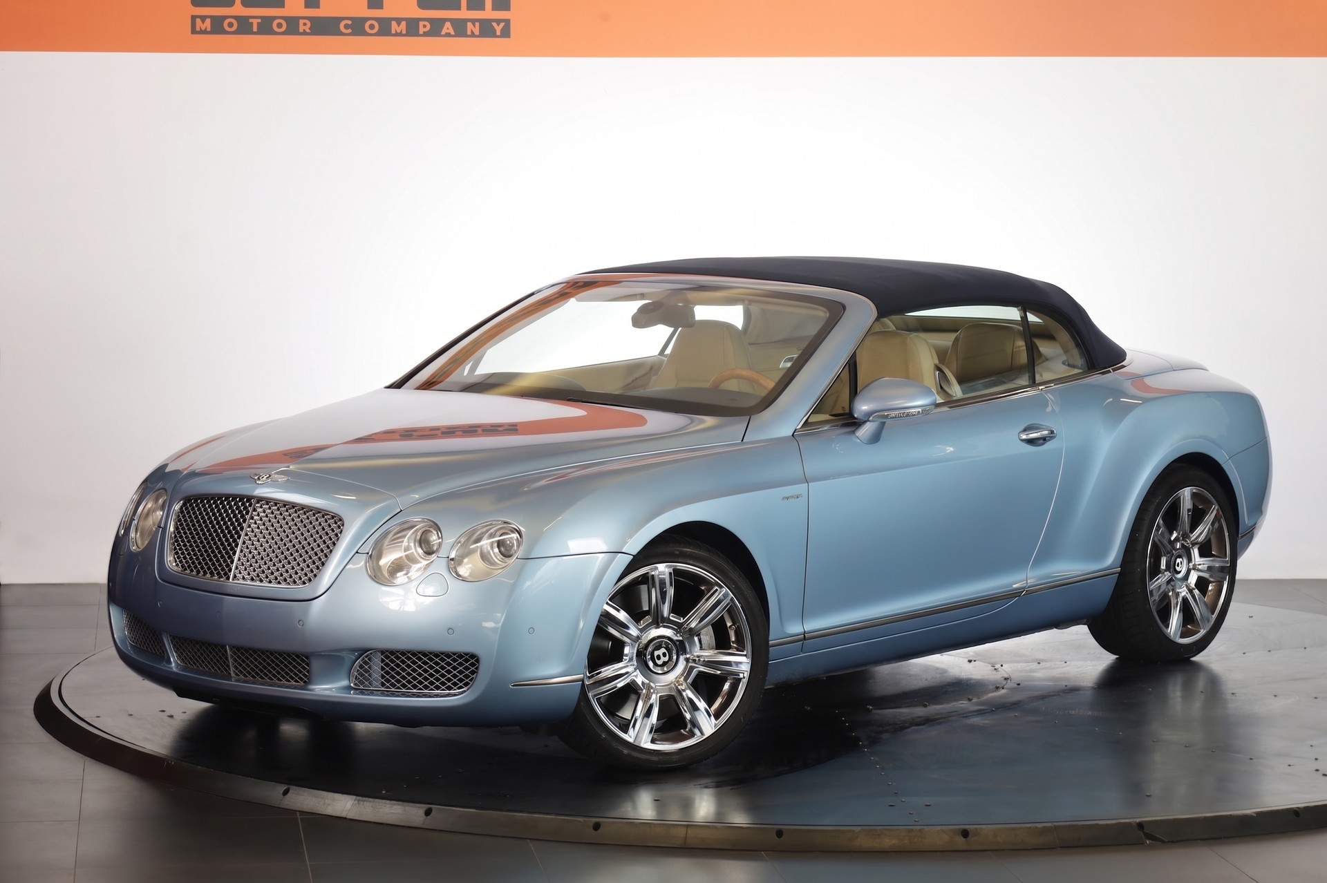 BENTLEY Continental GTC 6.0-image-4