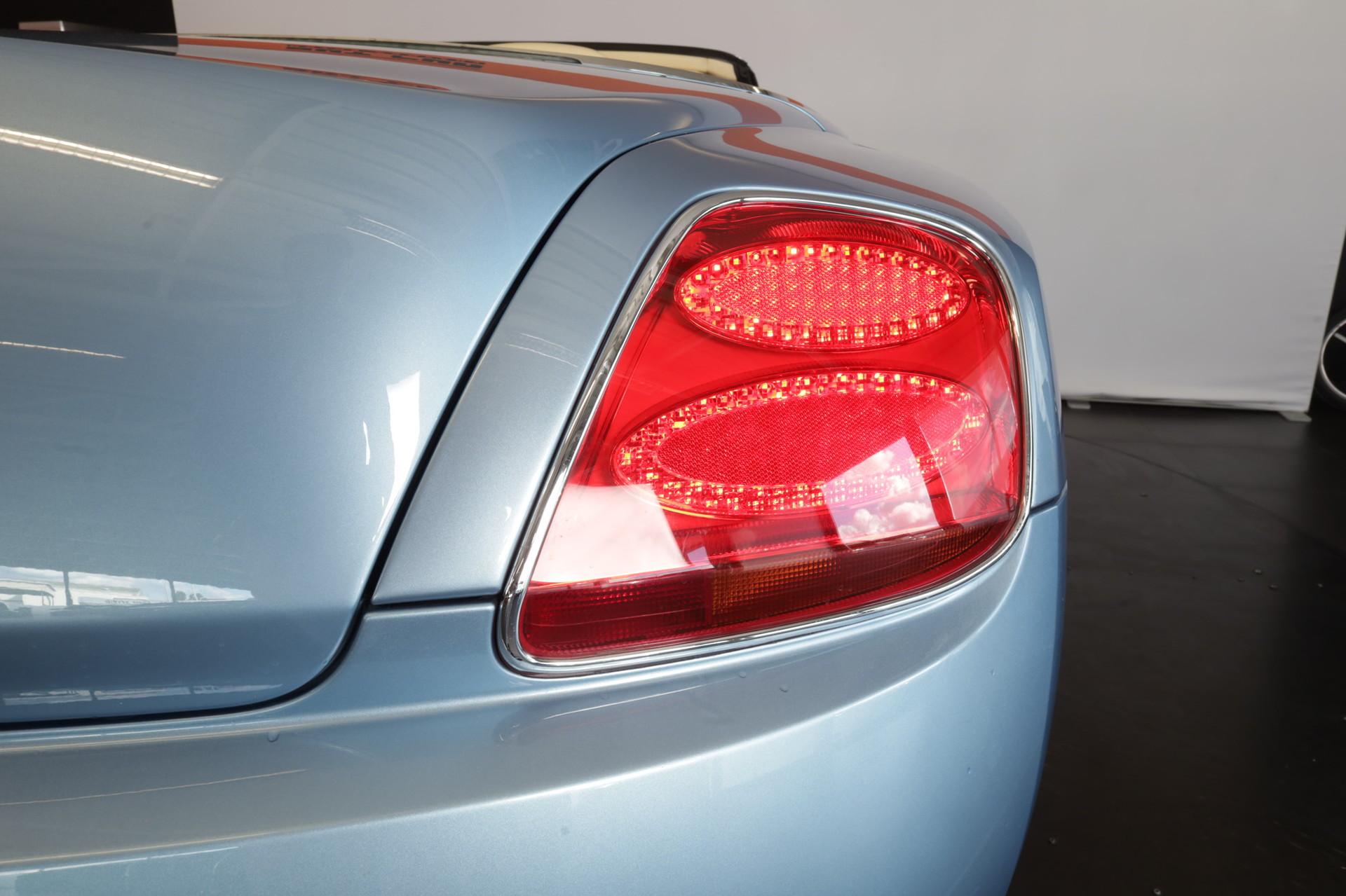 BENTLEY Continental GTC 6.0-image-20