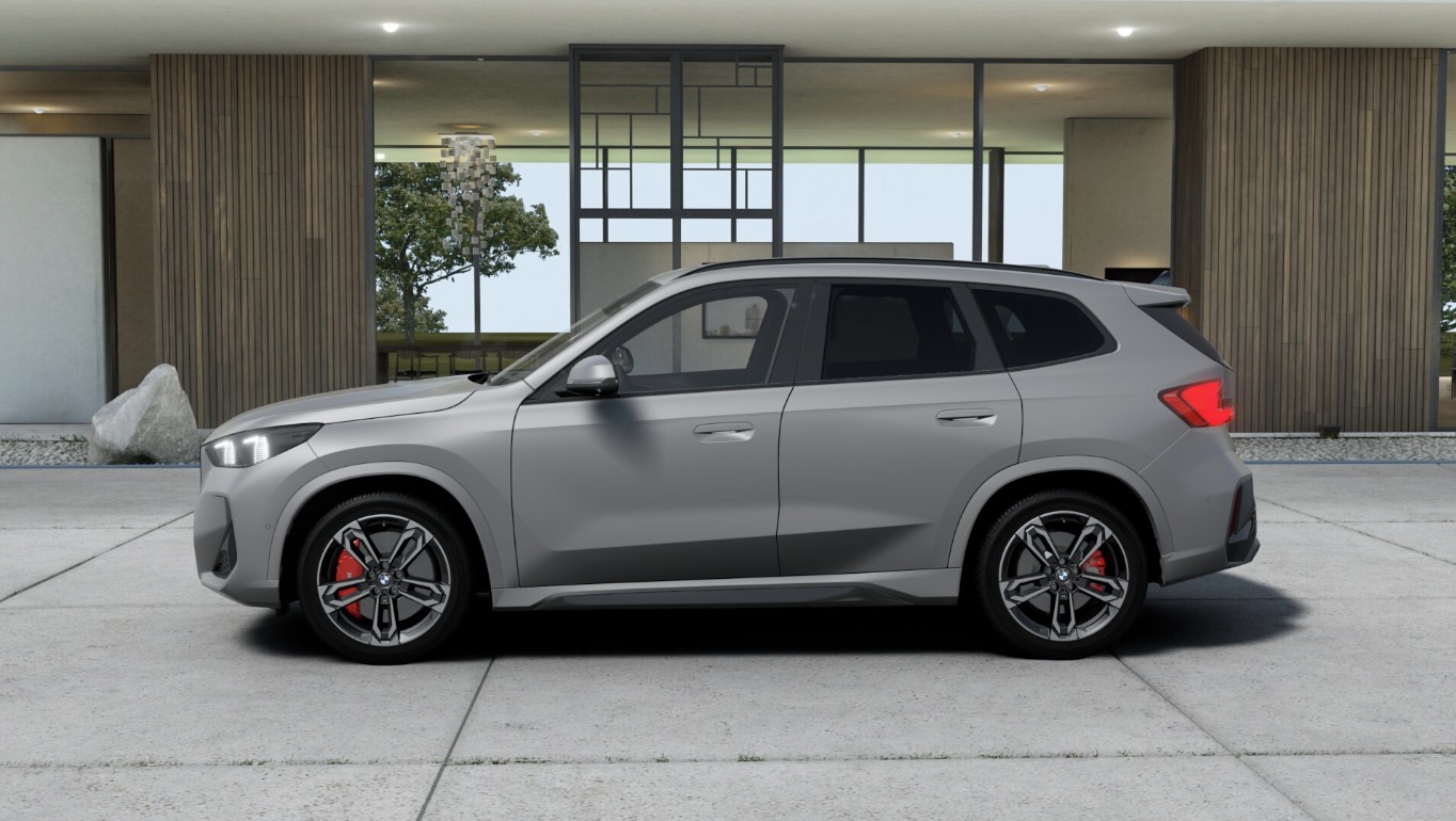 BMW iX1 eDrive 20 M Sport Pro-showroom-element-1