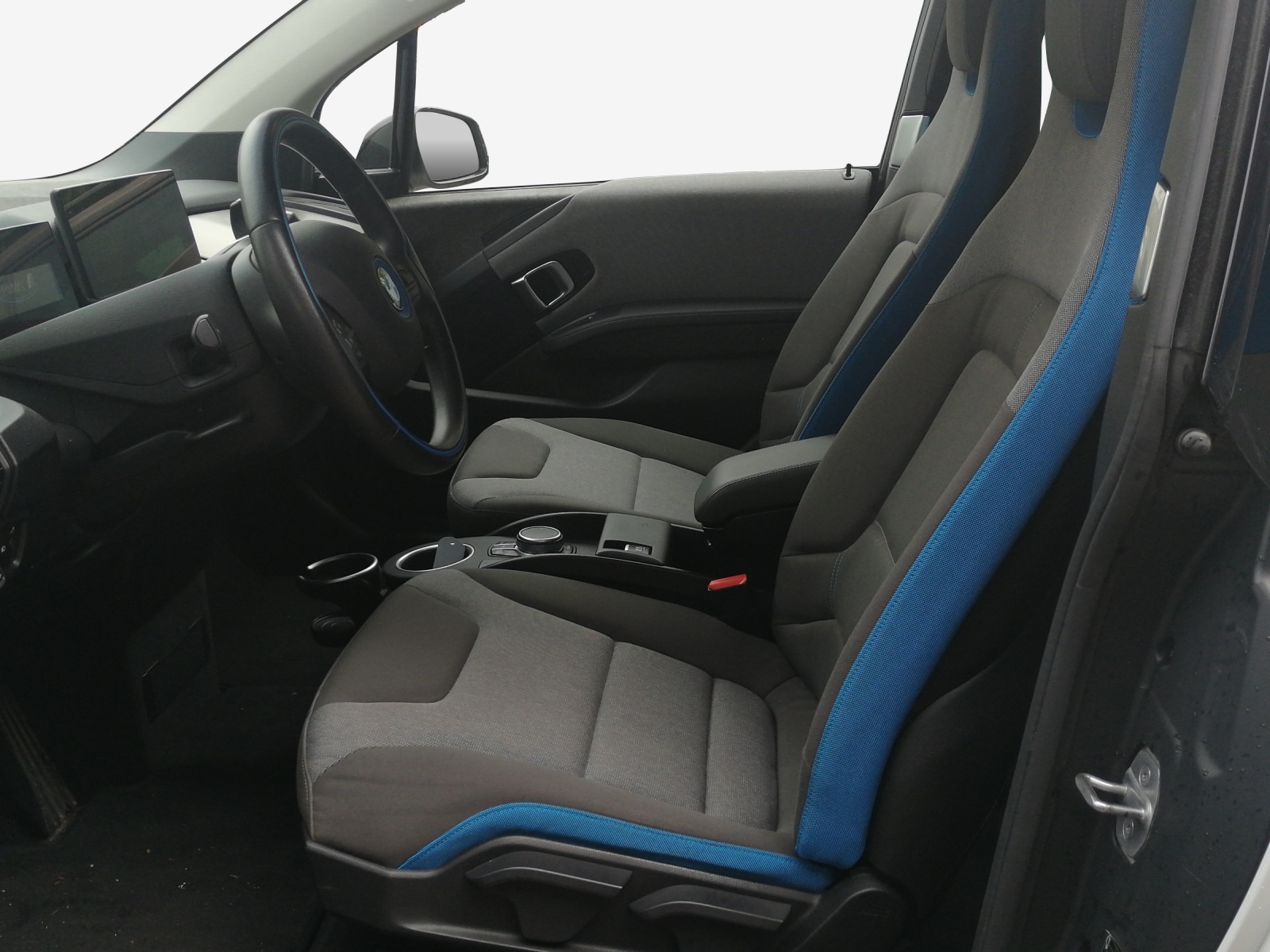 BMW i3 (120Ah) Fleet Edition-image-8