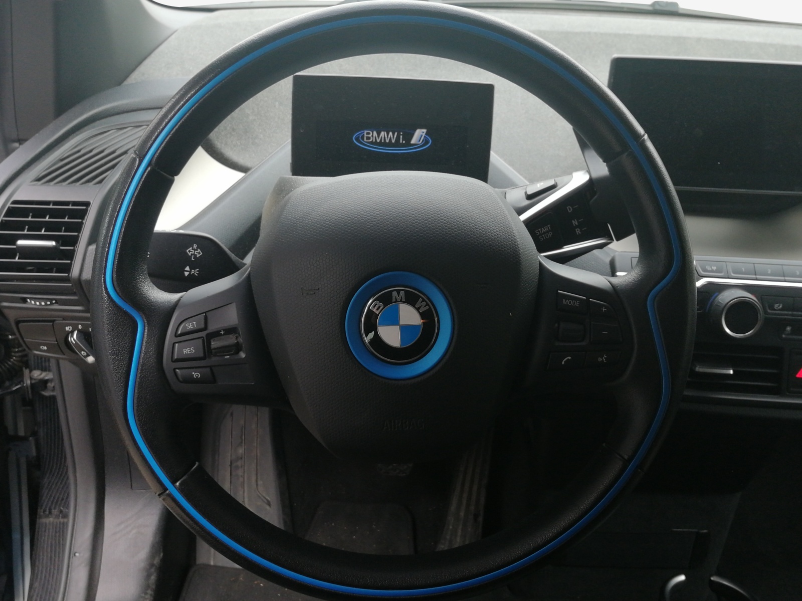 BMW i3 (120Ah) Fleet Edition-image-10