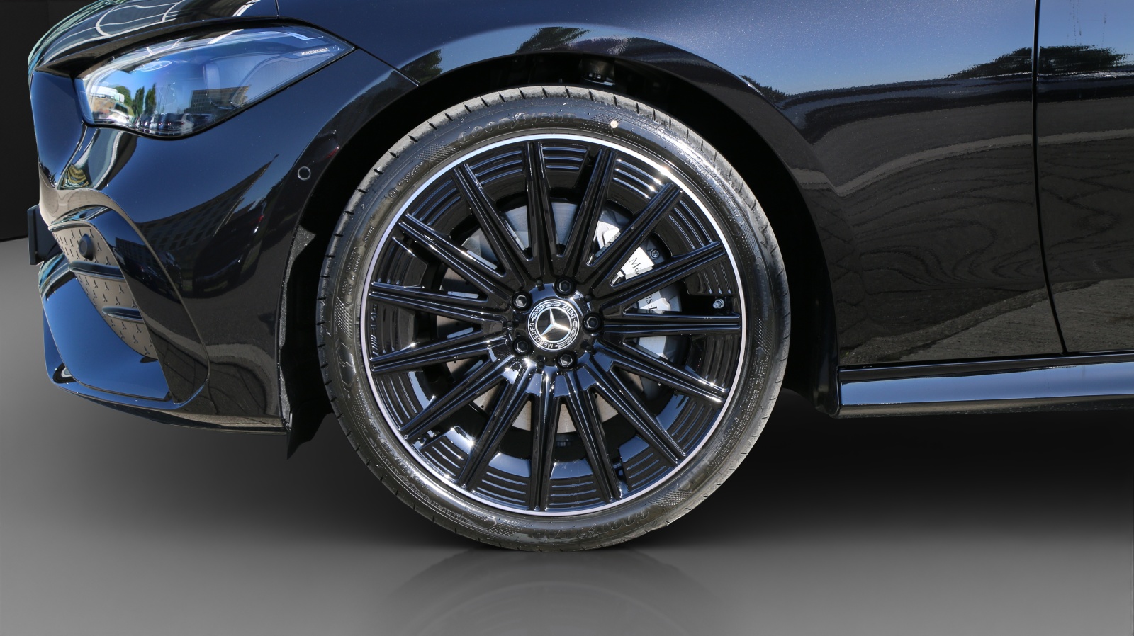 MERCEDES-BENZ CLE 200 4MATIC Cabriolet-image-25