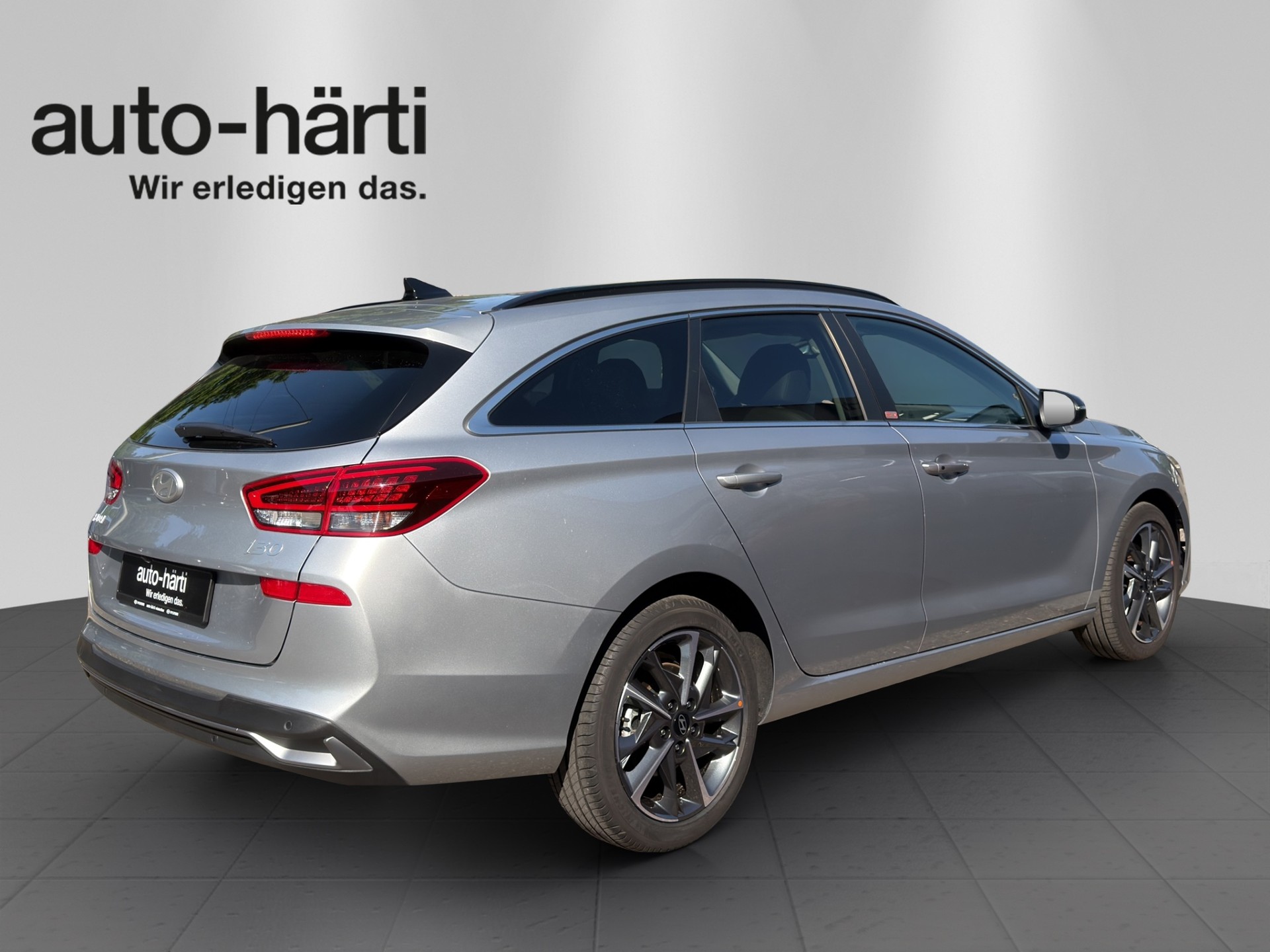 HYUNDAI i30 Wagon 1.5 T-GDi Vertex 48V MH DCT-image-4