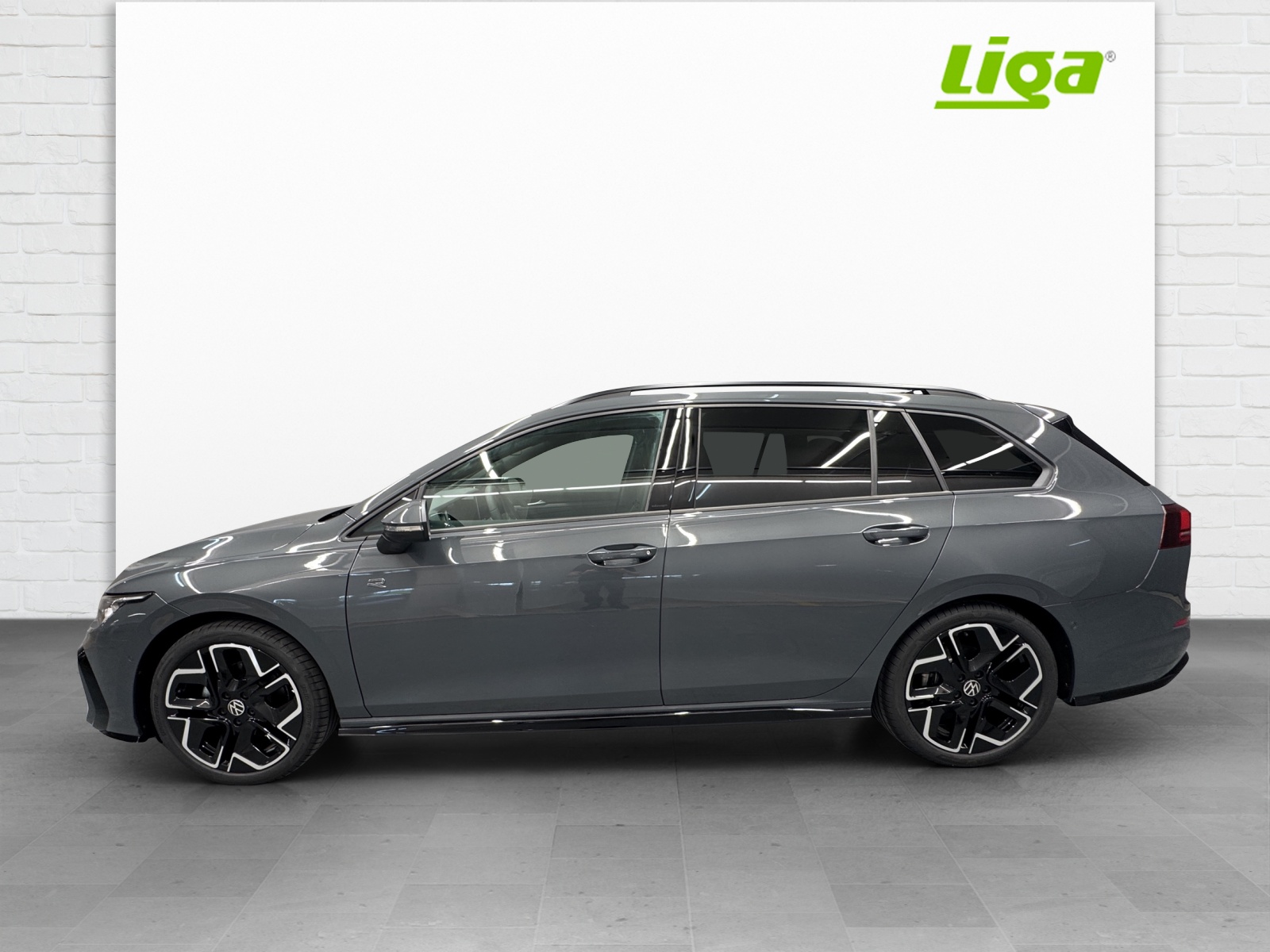 VW Golf VIII Variant 1.5 eTSI R-Line DSG-showroom-element-2