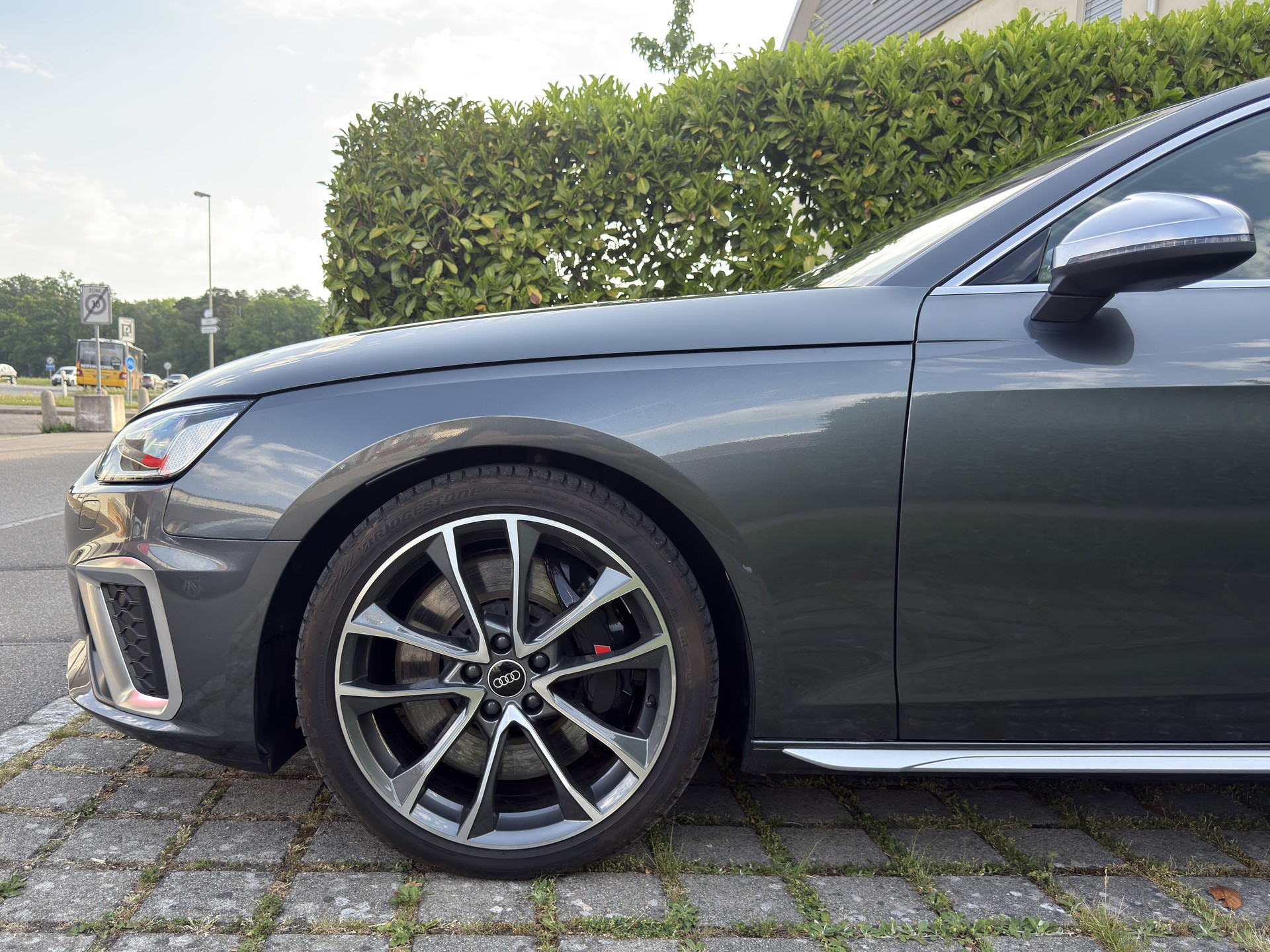 AUDI S4 Avant 3.0 V6 TDI quattro T-Tronic-image-25