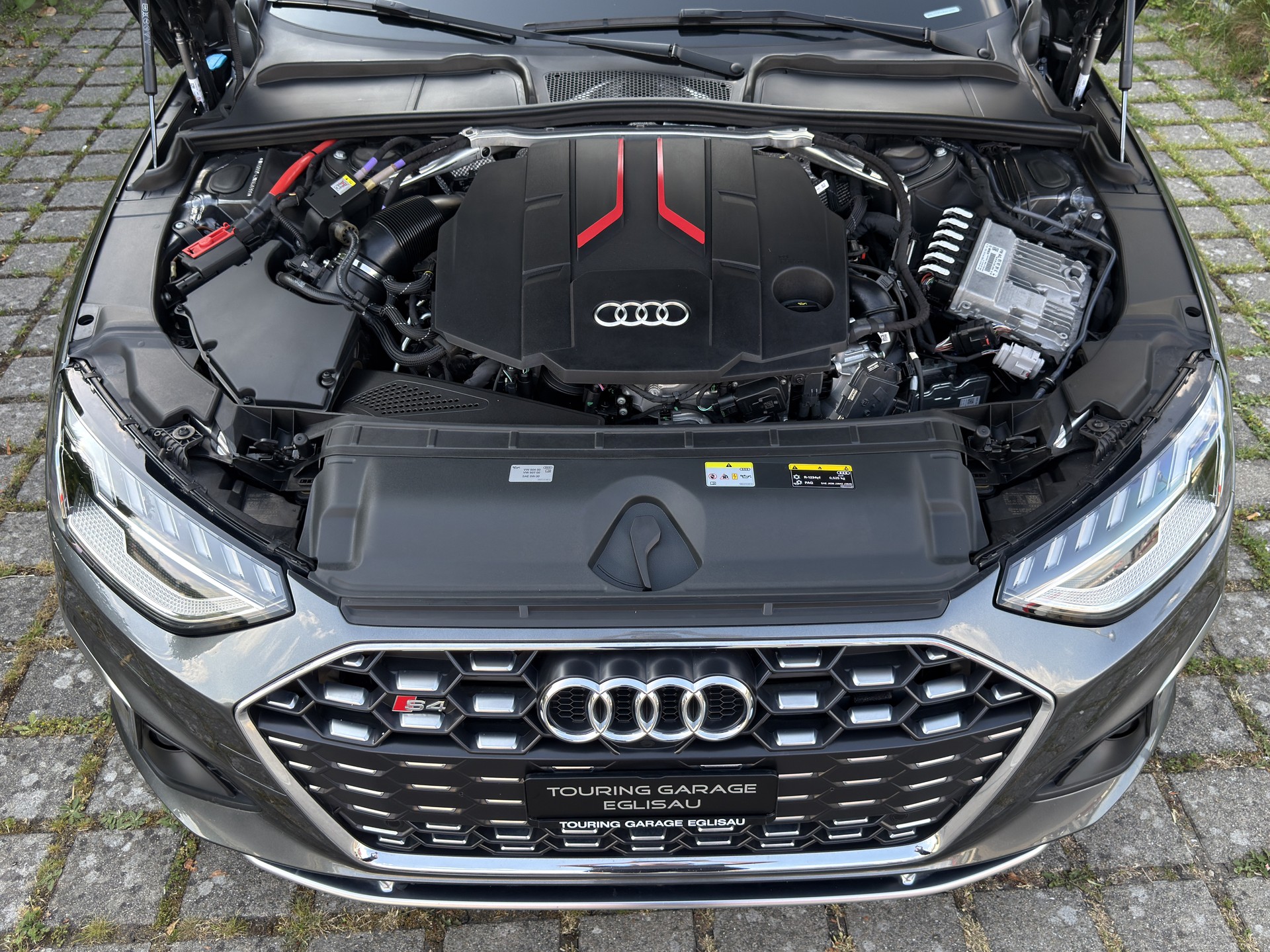 AUDI S4 Avant 3.0 V6 TDI quattro T-Tronic-image-23