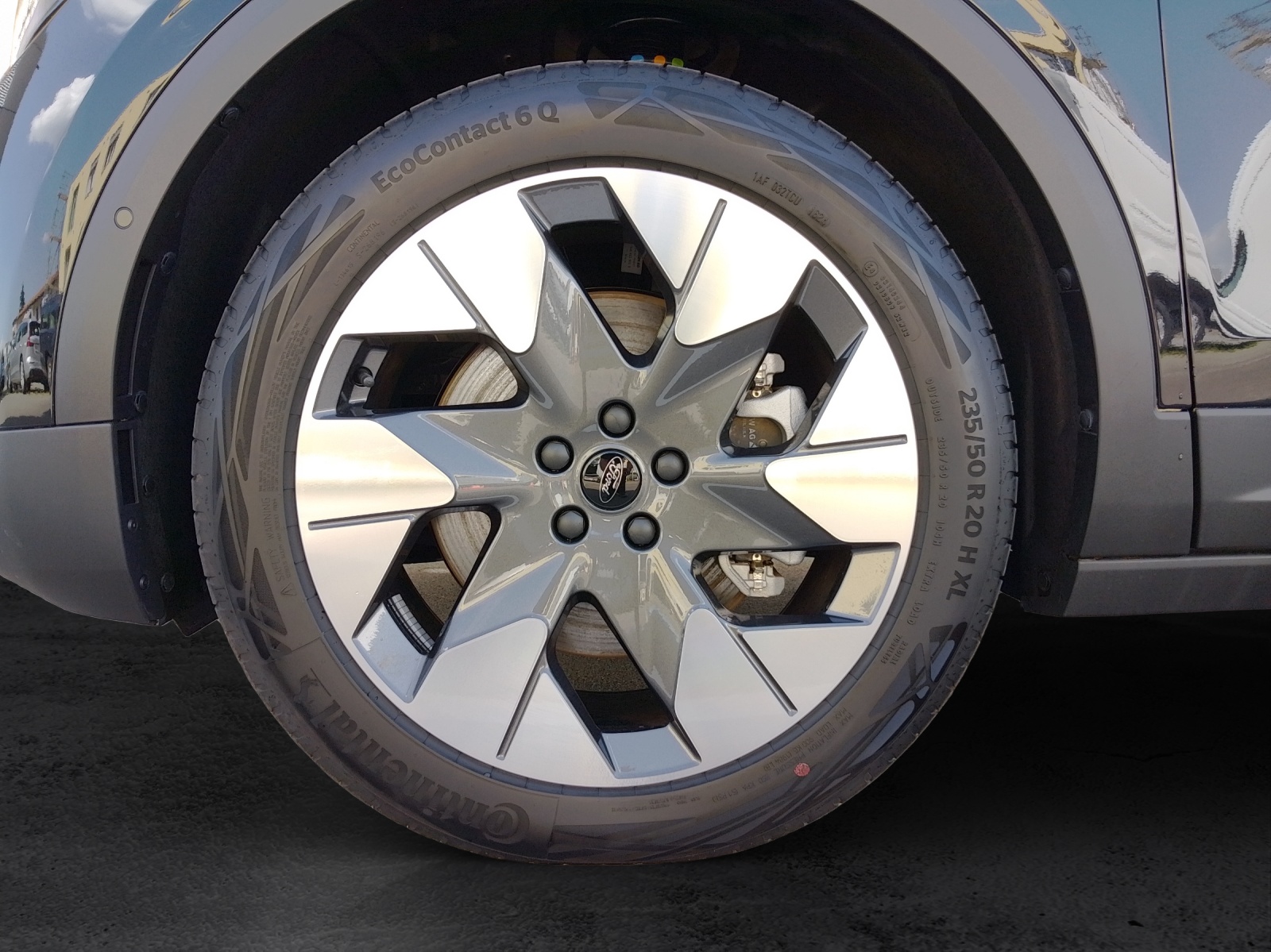 FORD Explorer Extended Range Premium AWD-image-15
