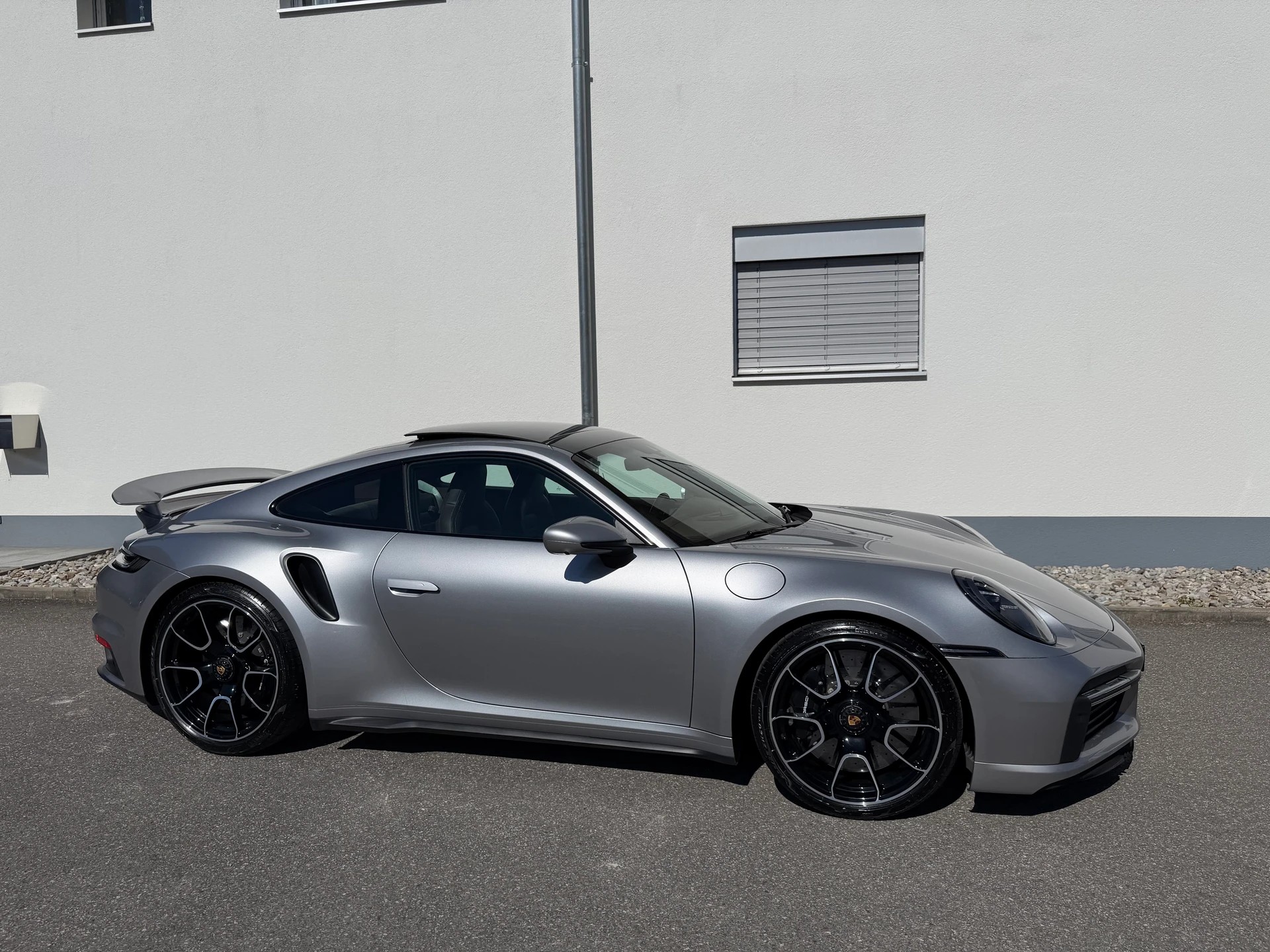 PORSCHE 911 Turbo S PDK-showroom-element-3