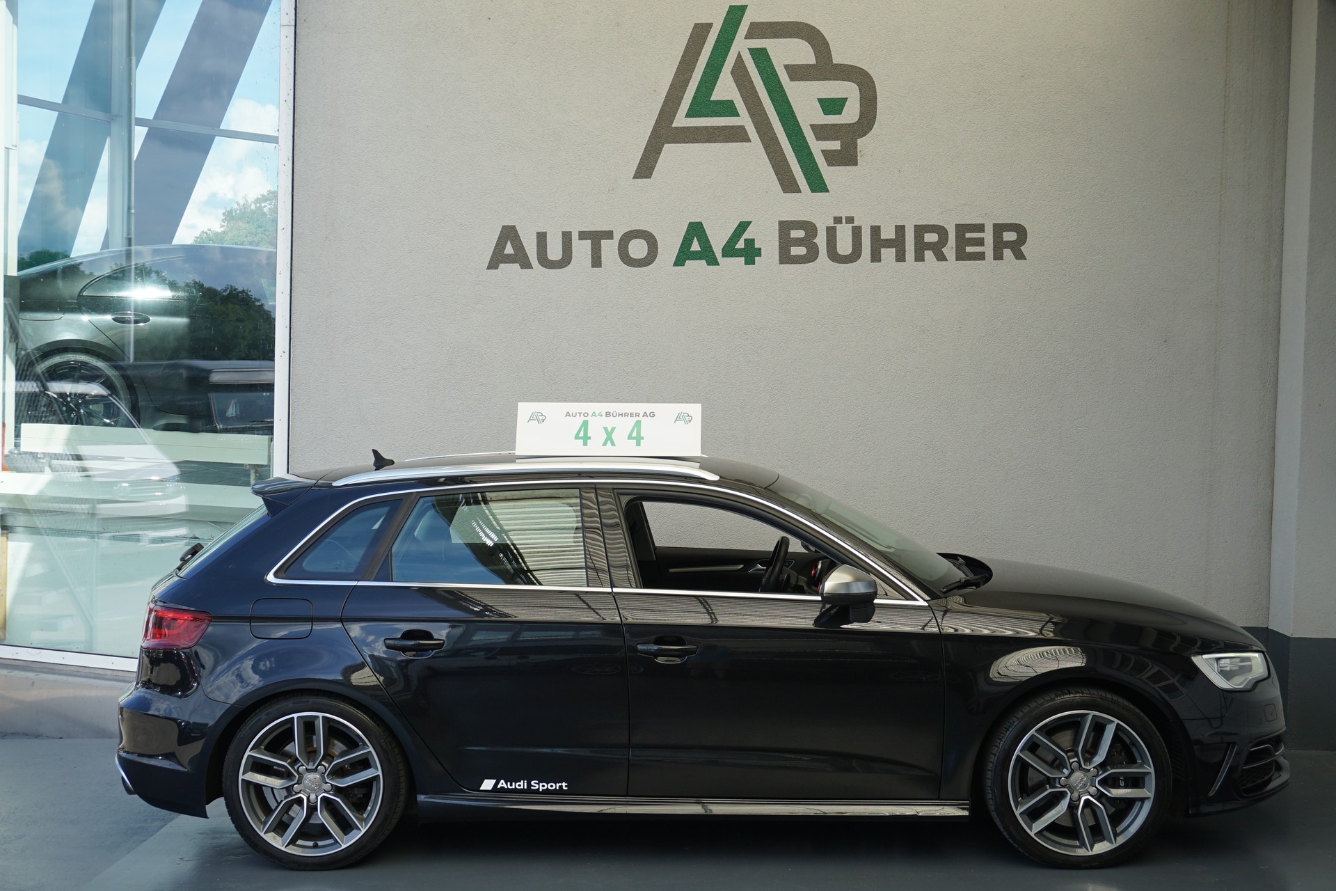 AUDI S3 2.0 TFSI quattro SB 301PS S-Tronic-Automat-image-4
