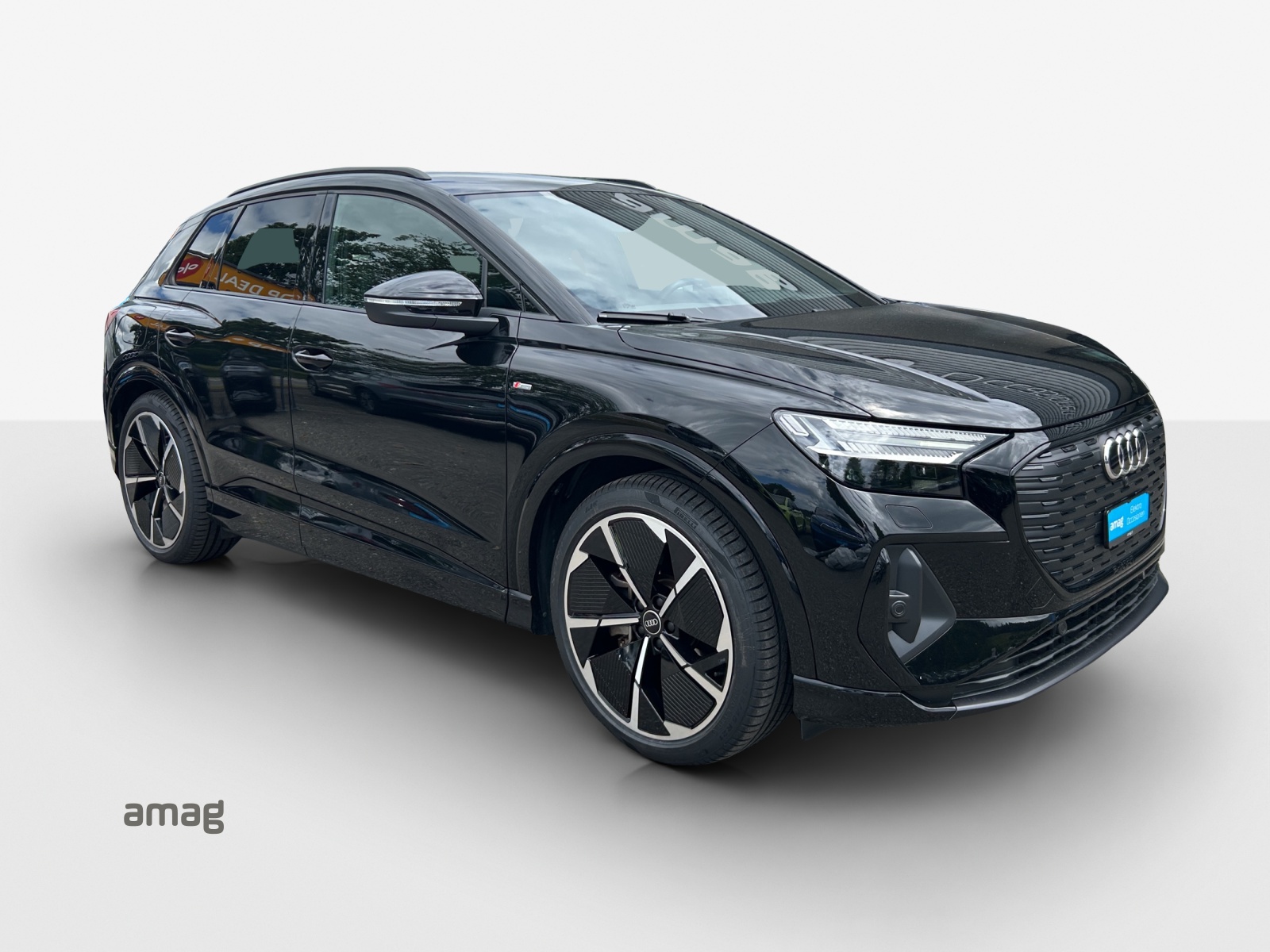 AUDI Q4 e-tron 50 quattro-image-6