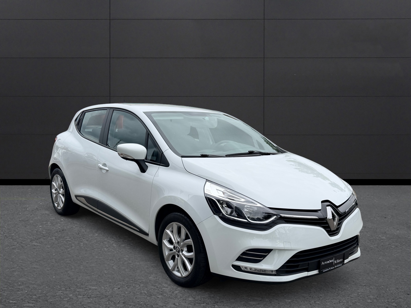 RENAULT Clio 1.2 16V T Zen