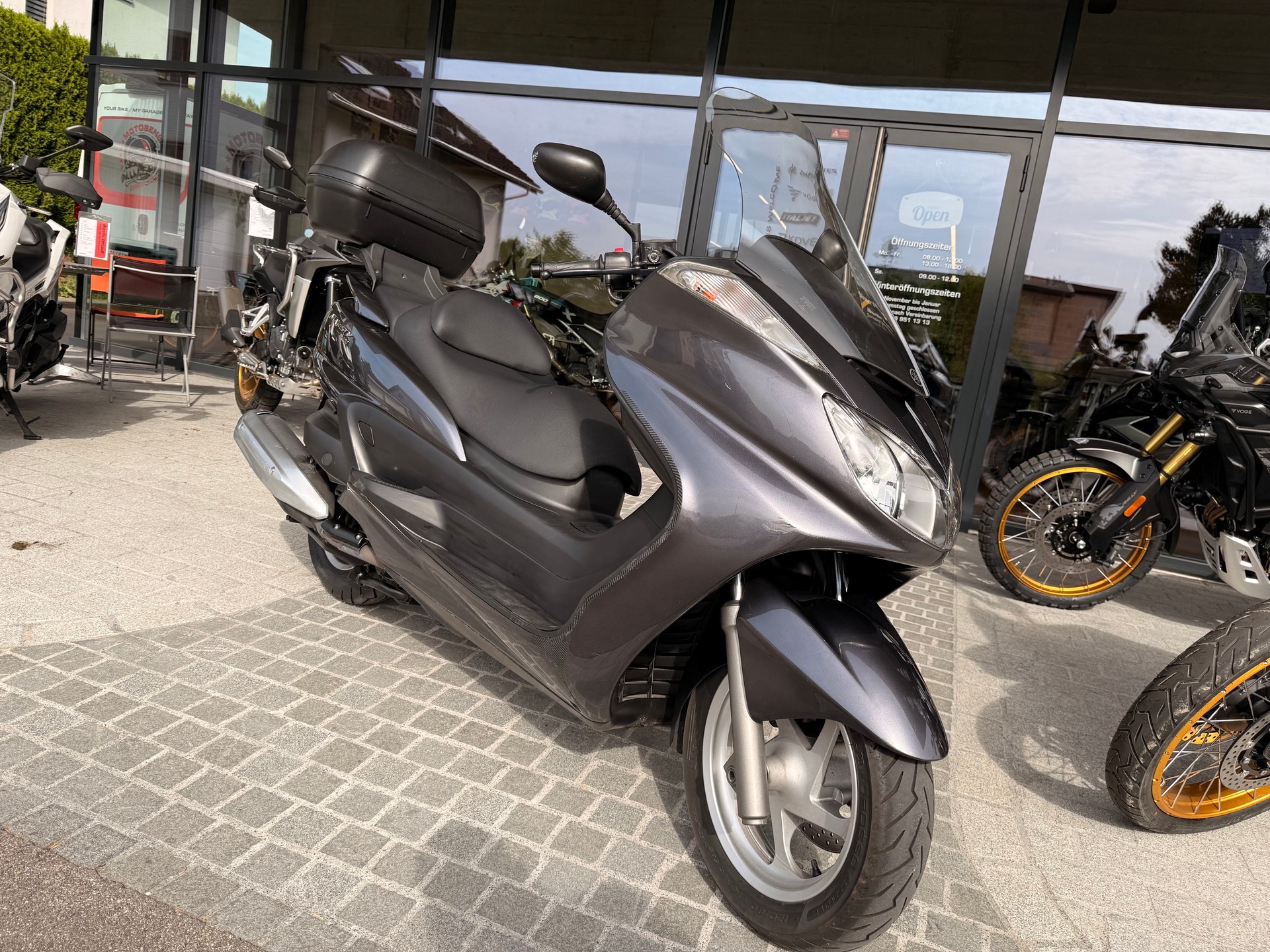 YAMAHA Majesty YP 400-image-1