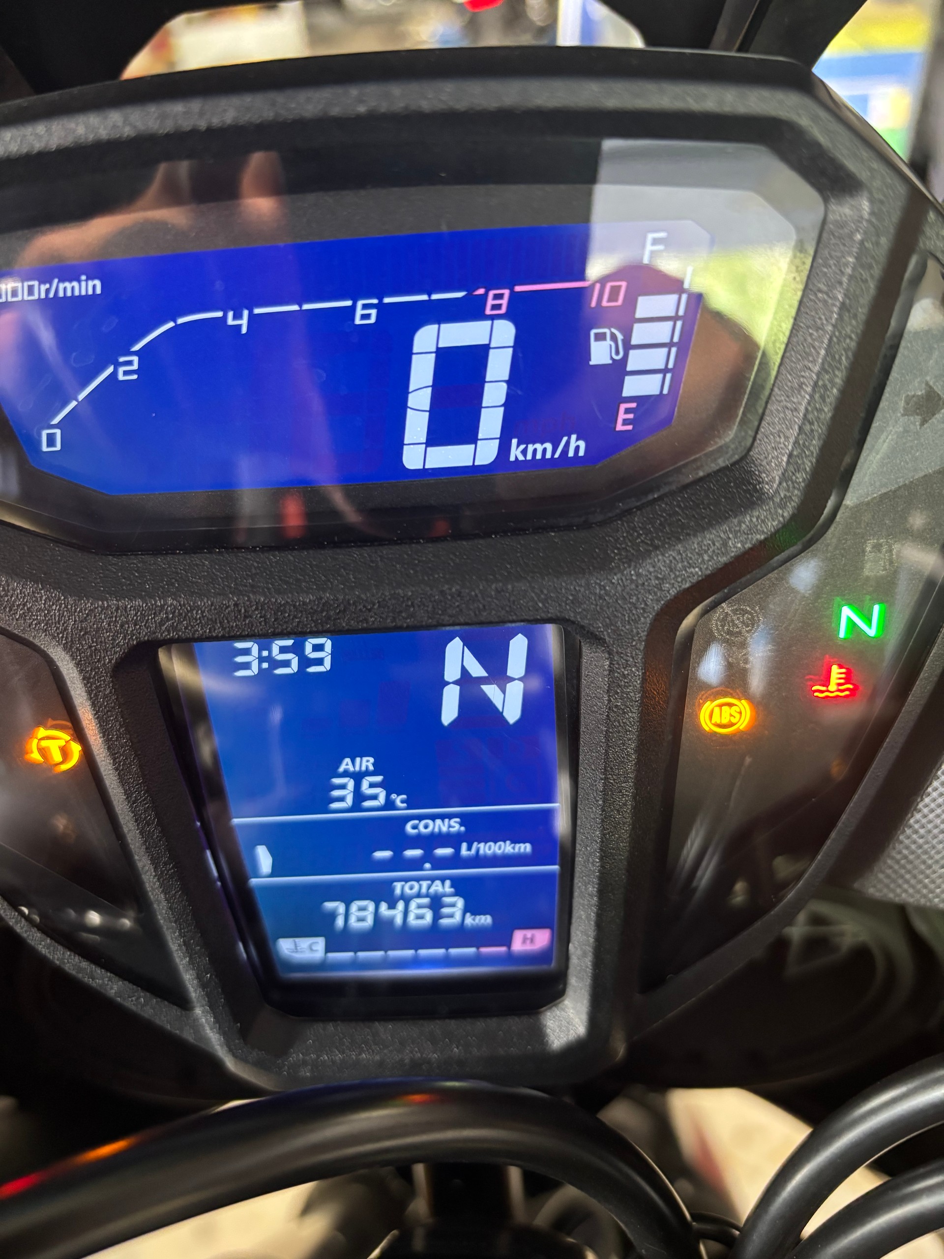 HONDA CRF 1000A Africa Twin-image-0