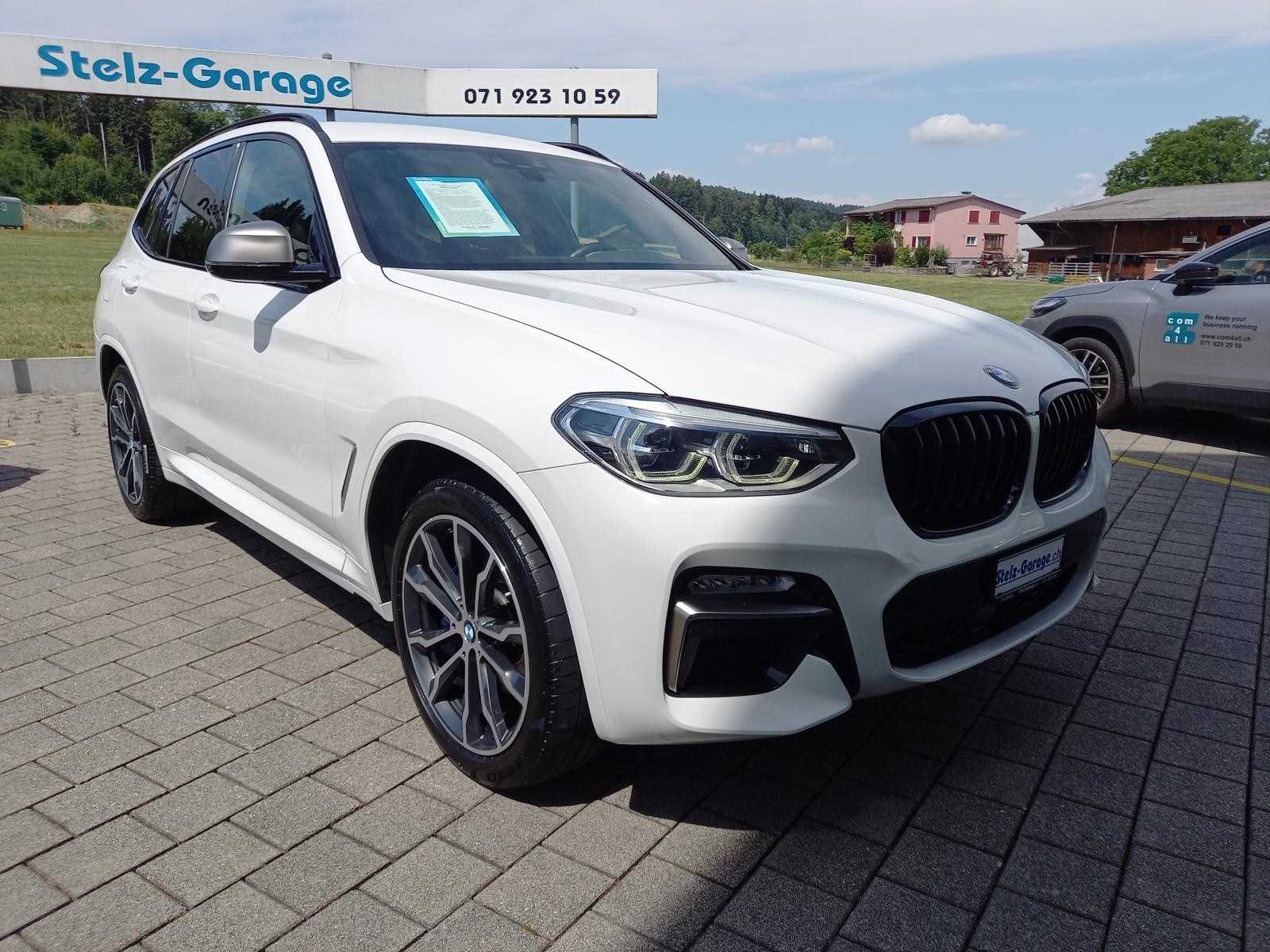 BMW X3 xDrive M40i Steptronic-showroom-element-3