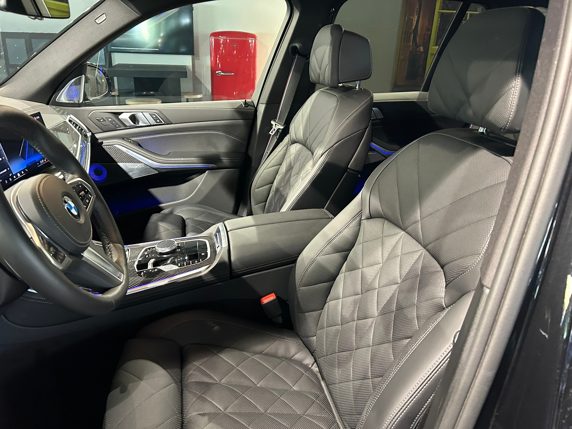 BMW X5 xDrive 48V 30d M Sport Pro Steptronic-image-21