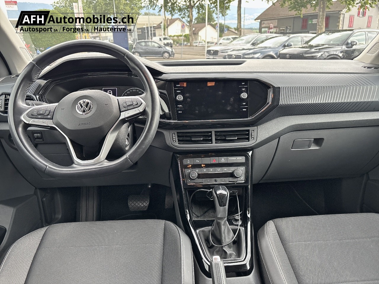 VW T-Cross 1.0 TSI 115 Life DSG-image-9