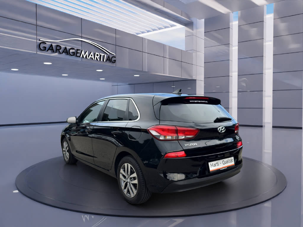 HYUNDAI i30 1.4 T-GDi Amplia-image-6