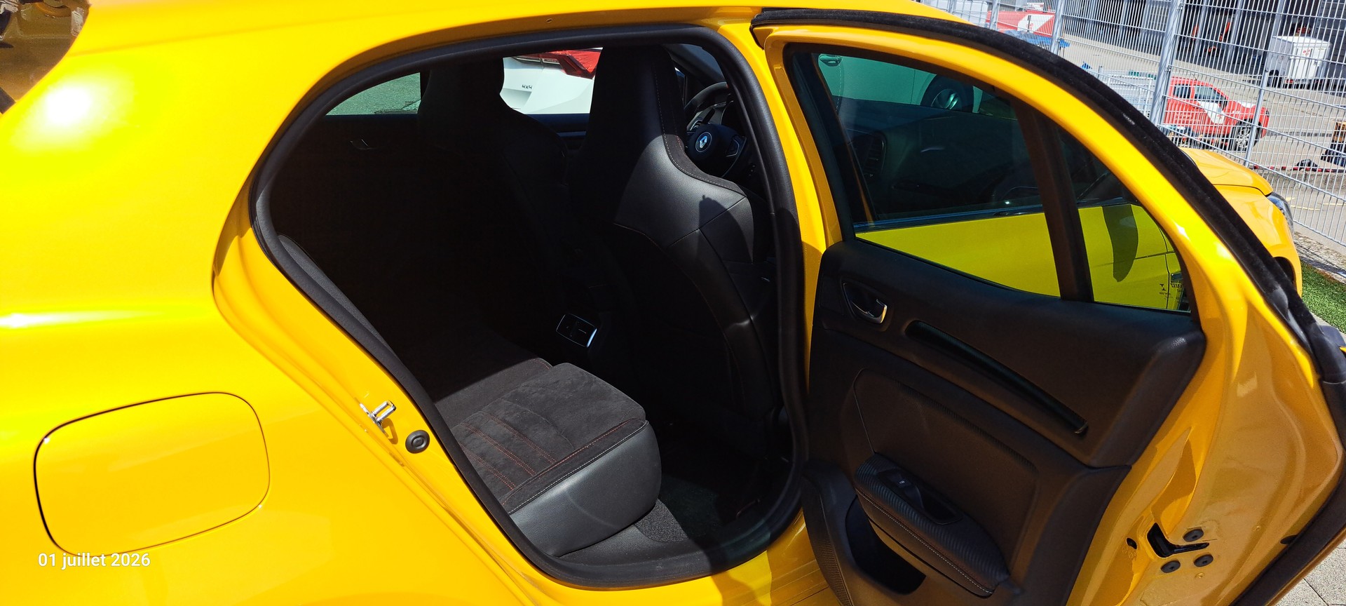 RENAULT RS-image-11