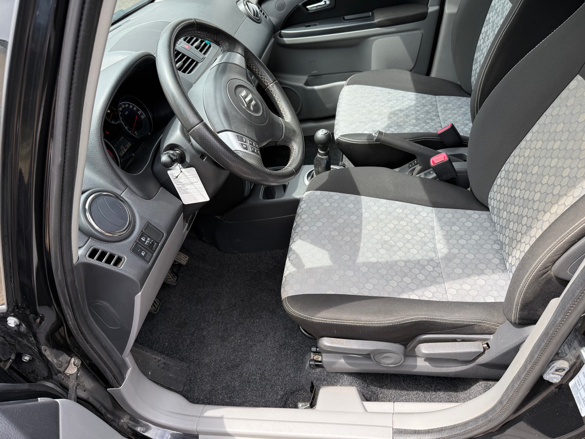 SUZUKI SX4 1.6 16V GL Top 4WD-image-8