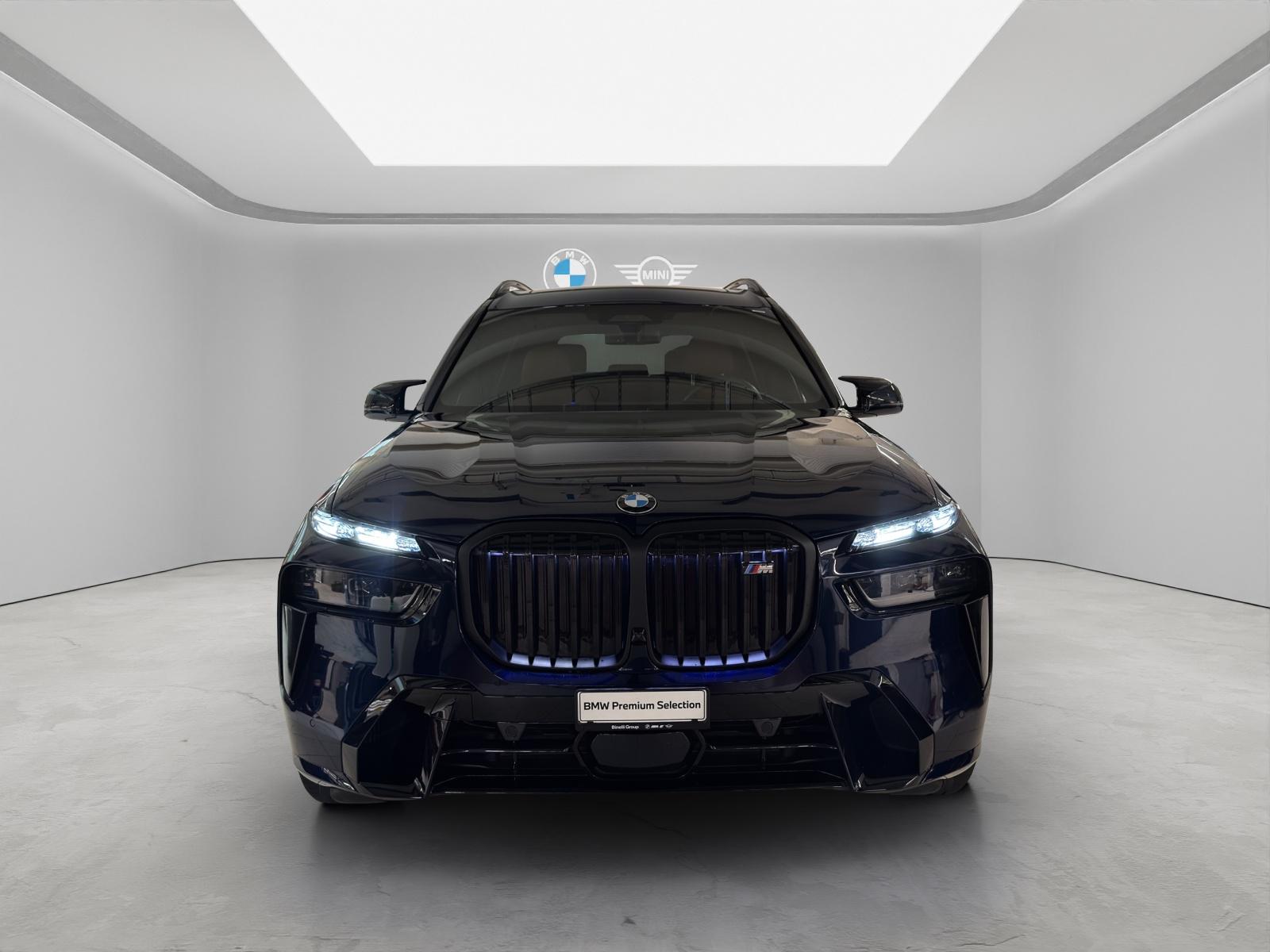 BMW X7 M60i M-SportPaket Pro-showroom-element-3