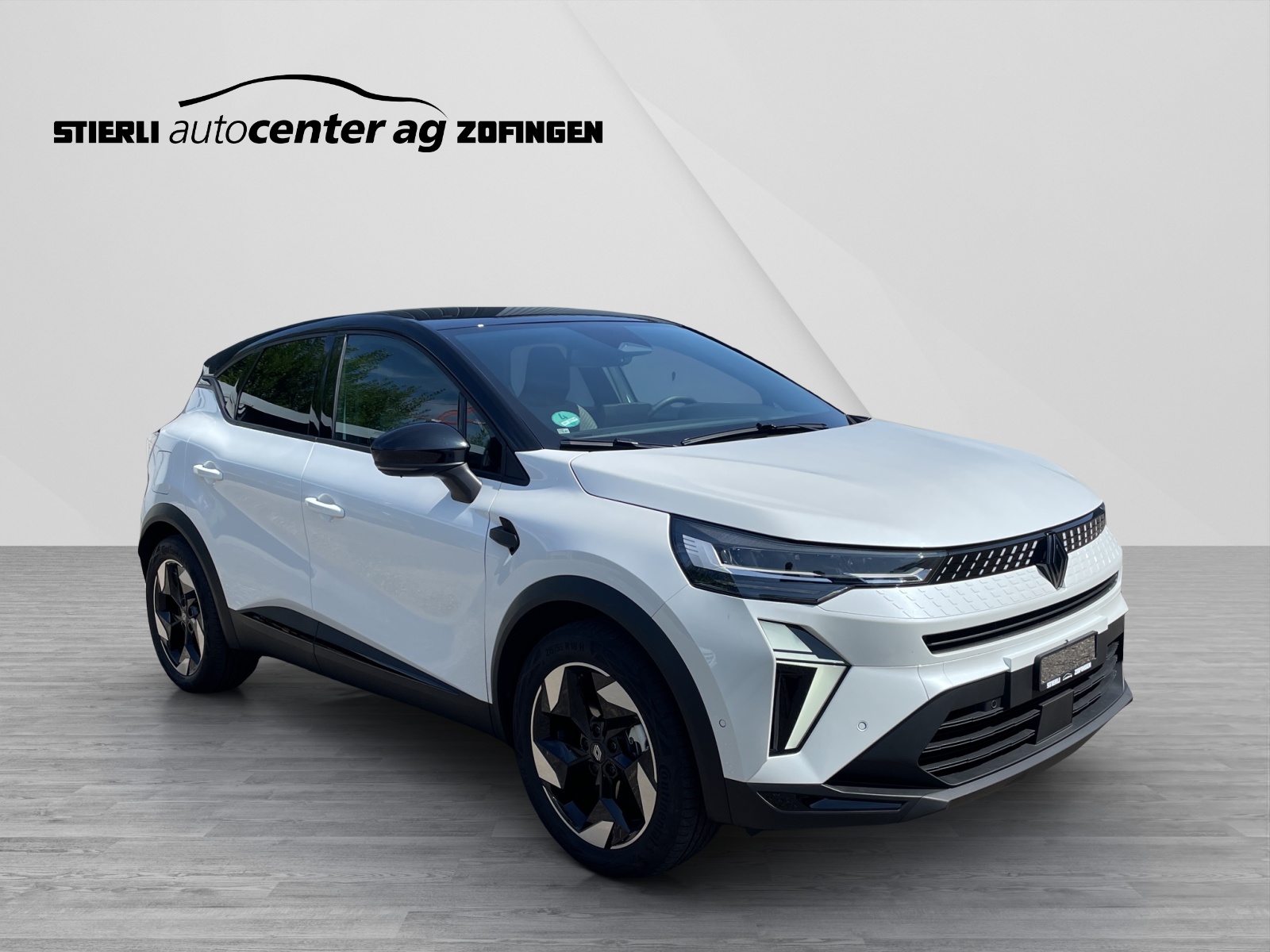RENAULT Captur 1.8 E-Tech techno-showroom-element-2
