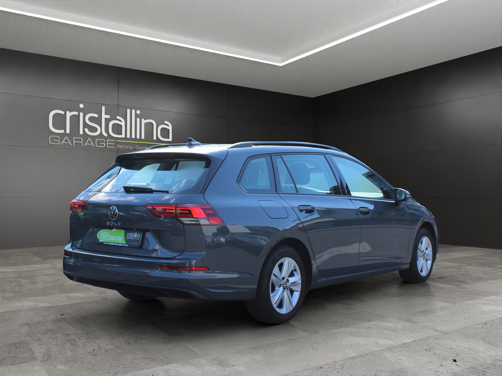 VW Golf VIII Variant 1.5 TSI Life-showroom-element-3