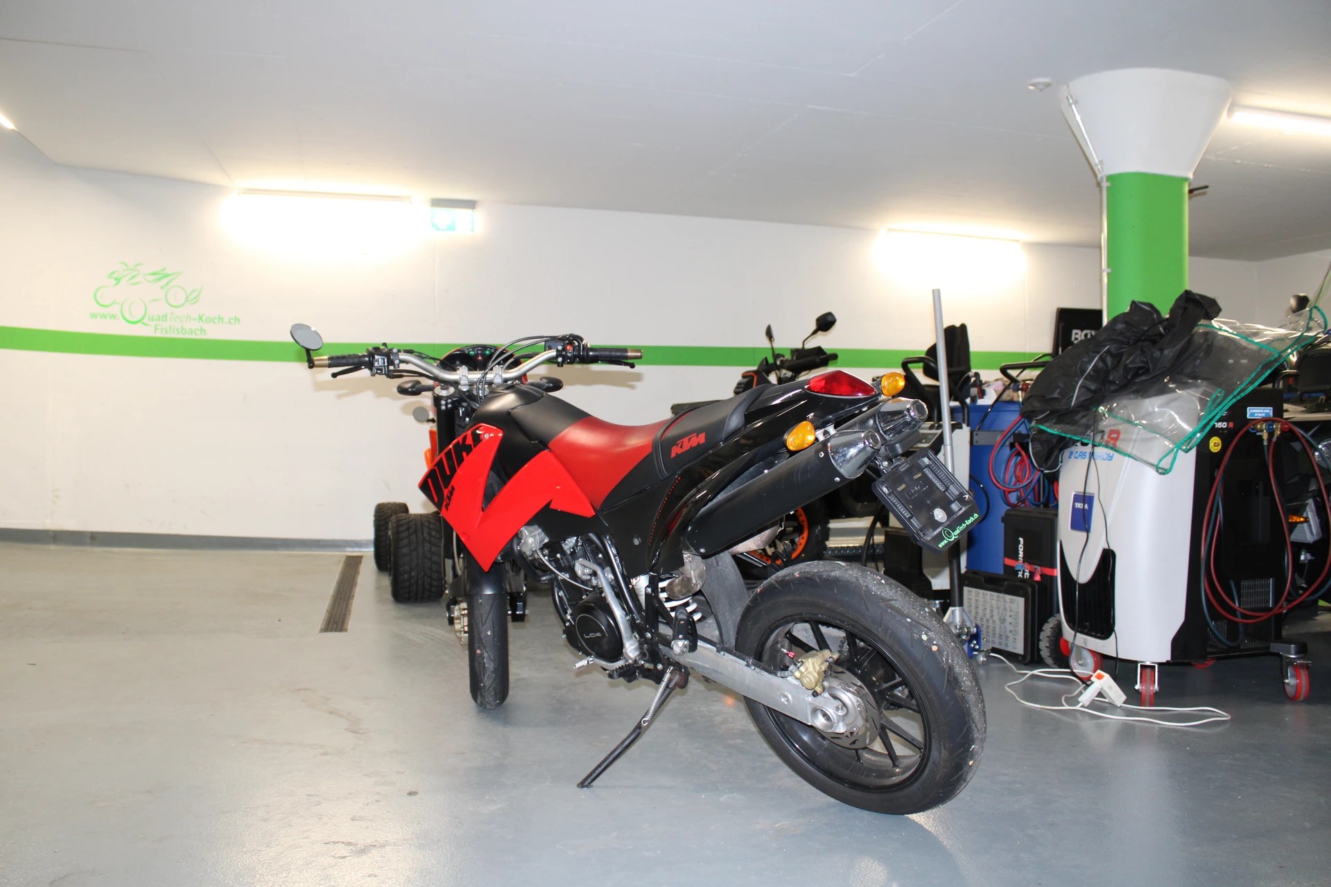 KTM 640 Duke-E II-image-4