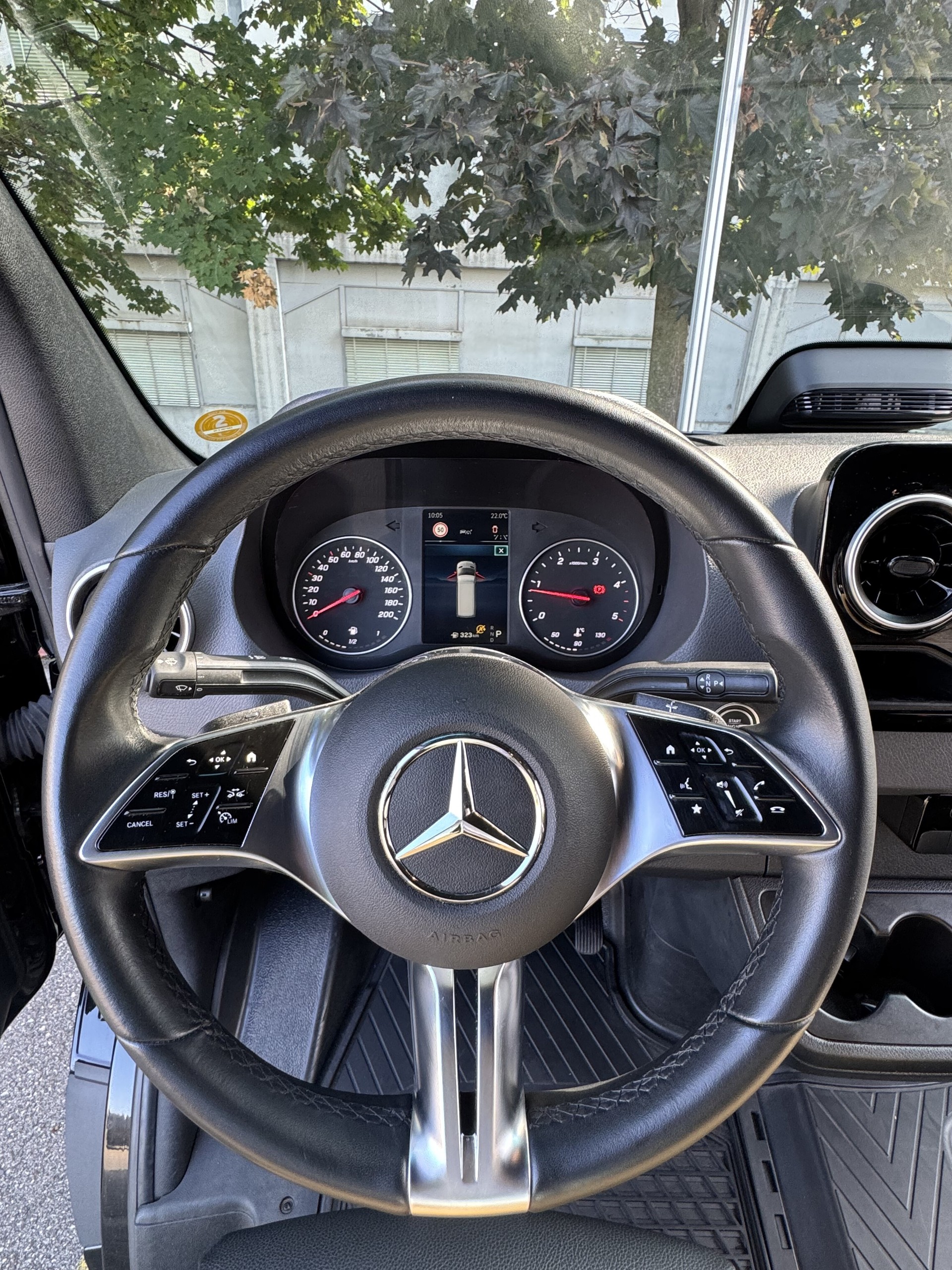 MERCEDES-BENZ 2.0 CDI 190 Pro-image-10