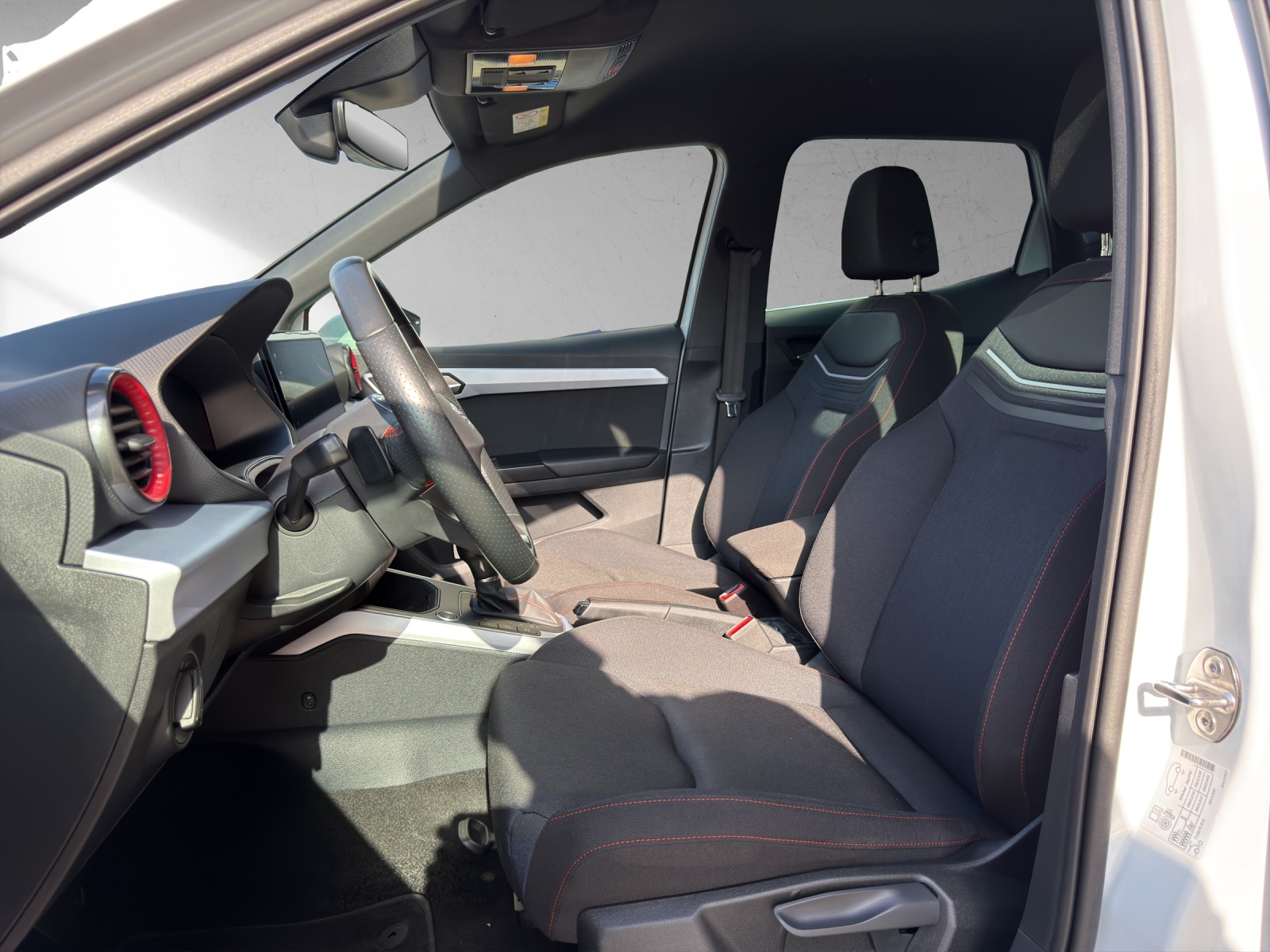 SEAT Arona 1.0 TSI Eco Hola FR DSG-image-9