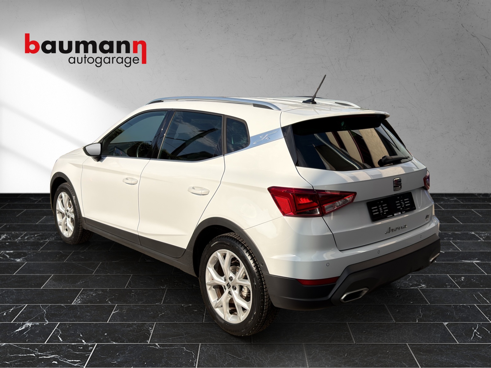 SEAT Arona 1.0 TSI Eco Hola FR DSG-showroom-element-3
