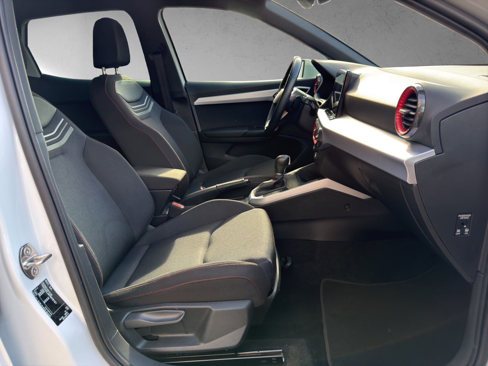 SEAT Arona 1.0 TSI Eco Hola FR DSG-image-10