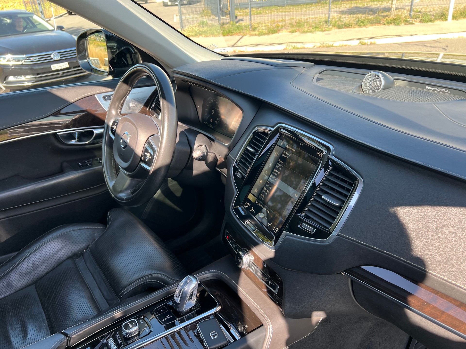 VOLVO XC90 T8 AWD Inscription -360°-Kamera-image-24