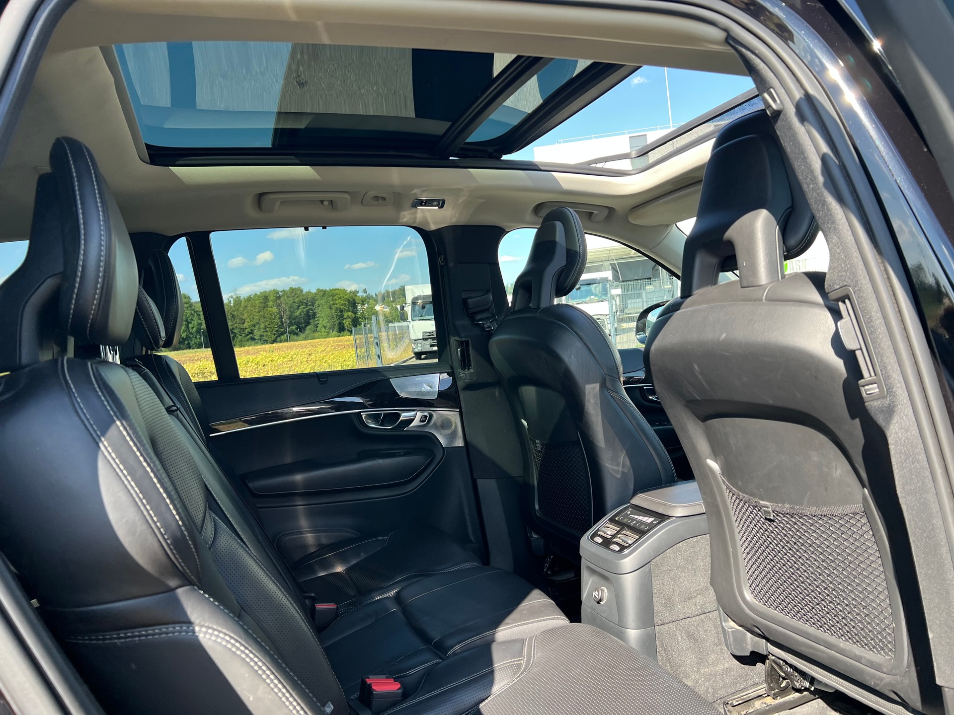 VOLVO XC90 T8 AWD Inscription -360°-Kamera-image-28