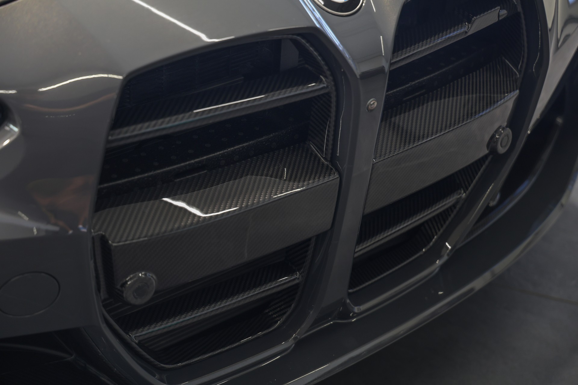 BMW M3 Competition LCI *Individual Dravitgrau*Carbon Exterieur*Carbon Interieur*Carbon Schalensitze*-image-7