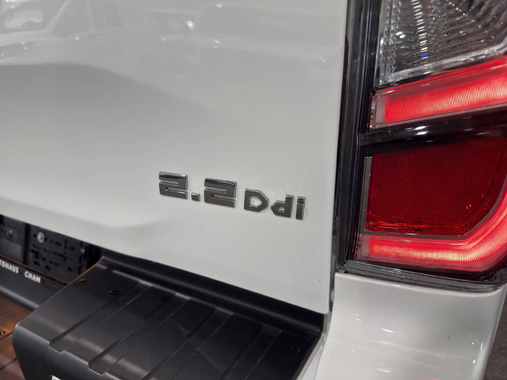 ISUZU D-Max Space Pick-up 2.2 DDi Prestige 4x4-image-17