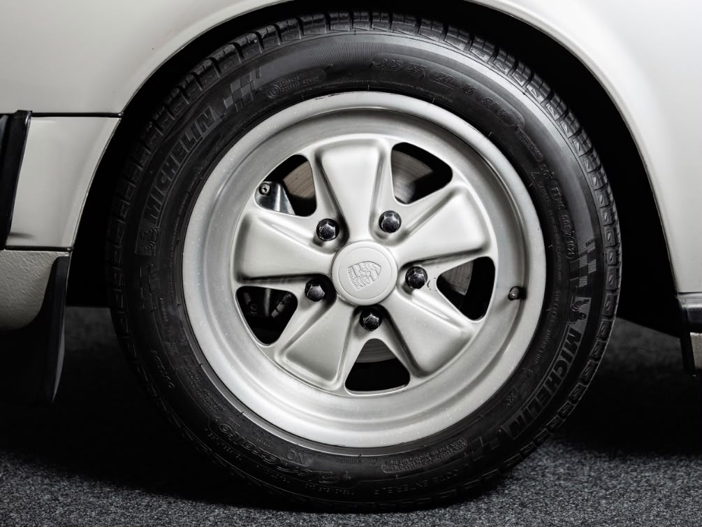 PORSCHE Porsche 911 SC Targa 3.0-image-13