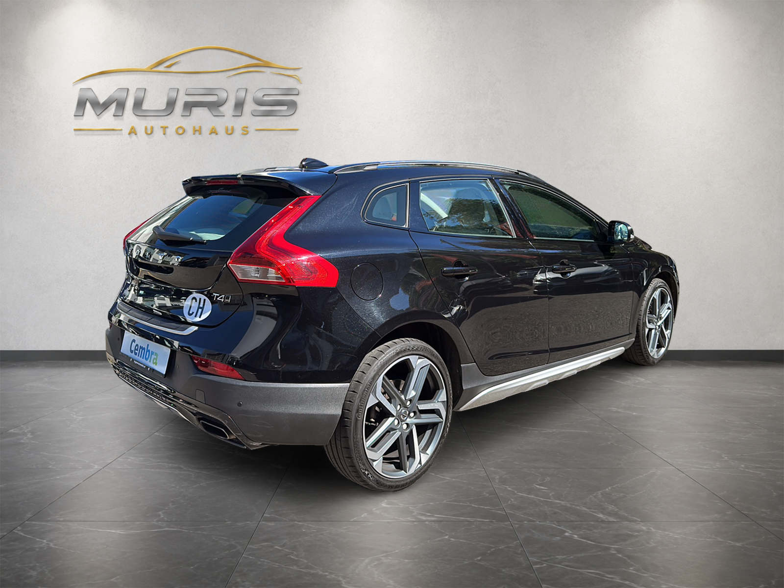 VOLVO V40 Cross Country T4 AWD Lyx Geartronic-image-4