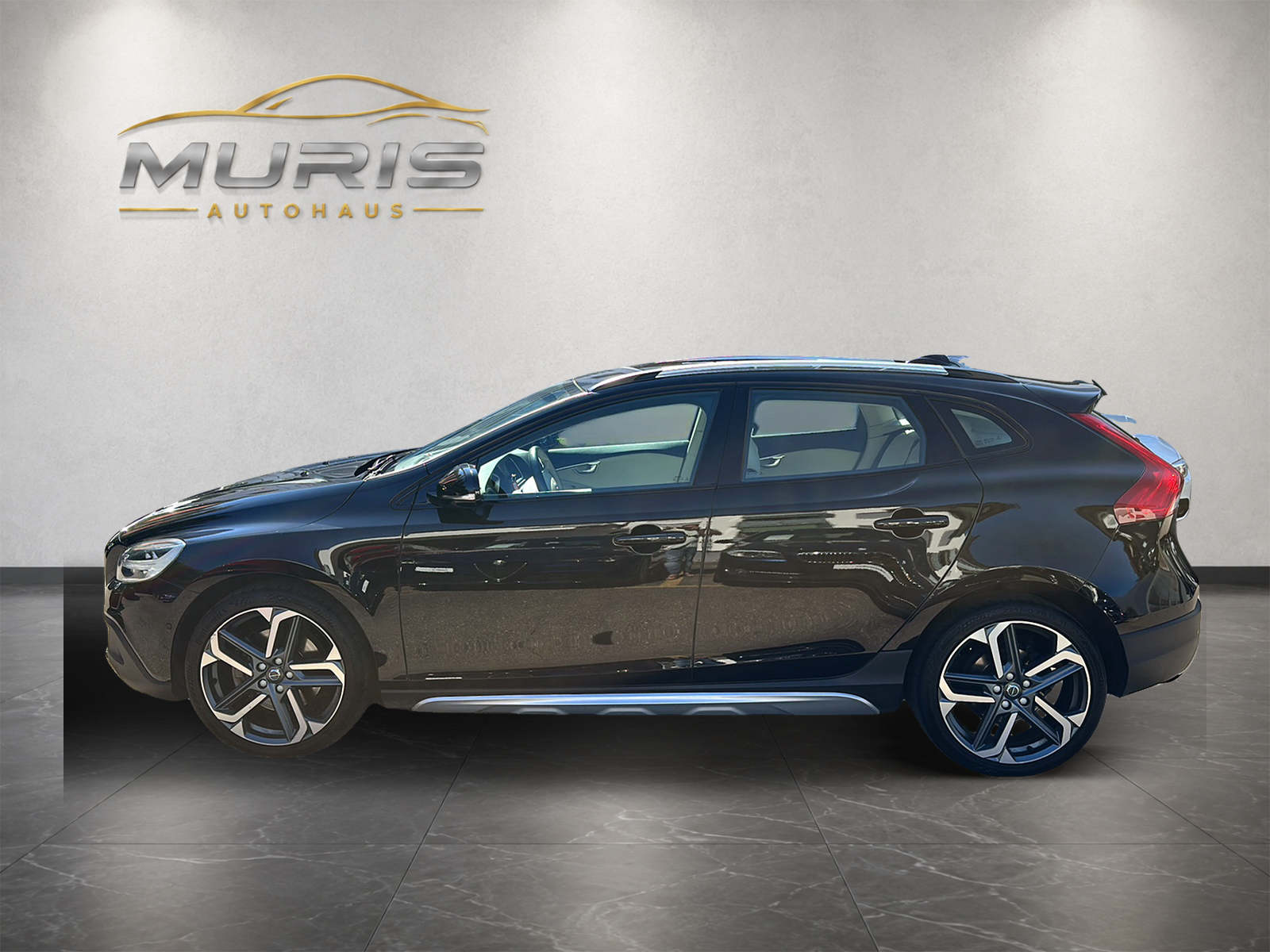 VOLVO V40 Cross Country T4 AWD Lyx Geartronic-showroom-element-1