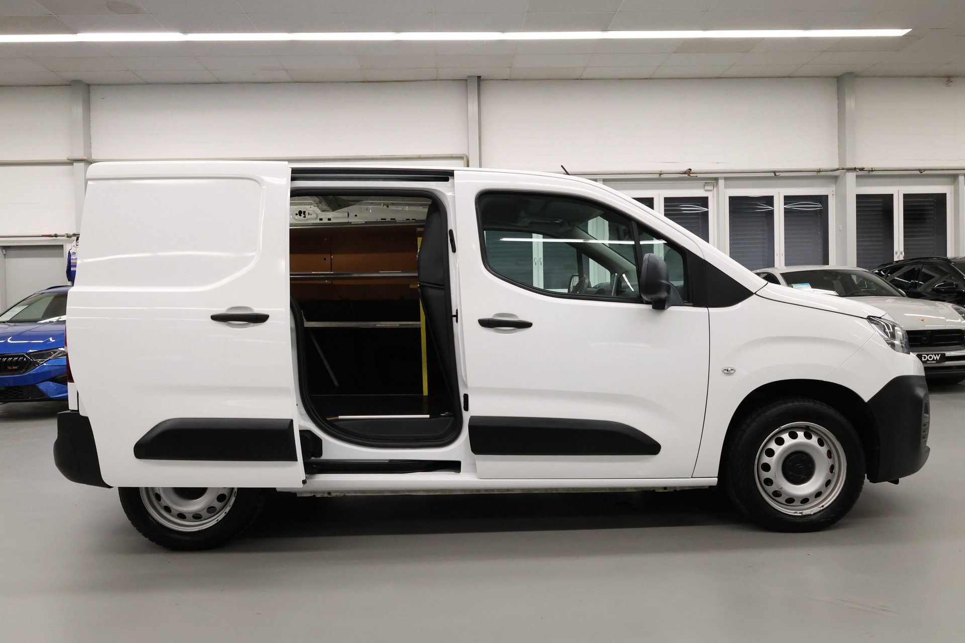 CITROEN Berlingo 1000 Standard 1.6 BlueHDi 100 Driver S/S-image-9