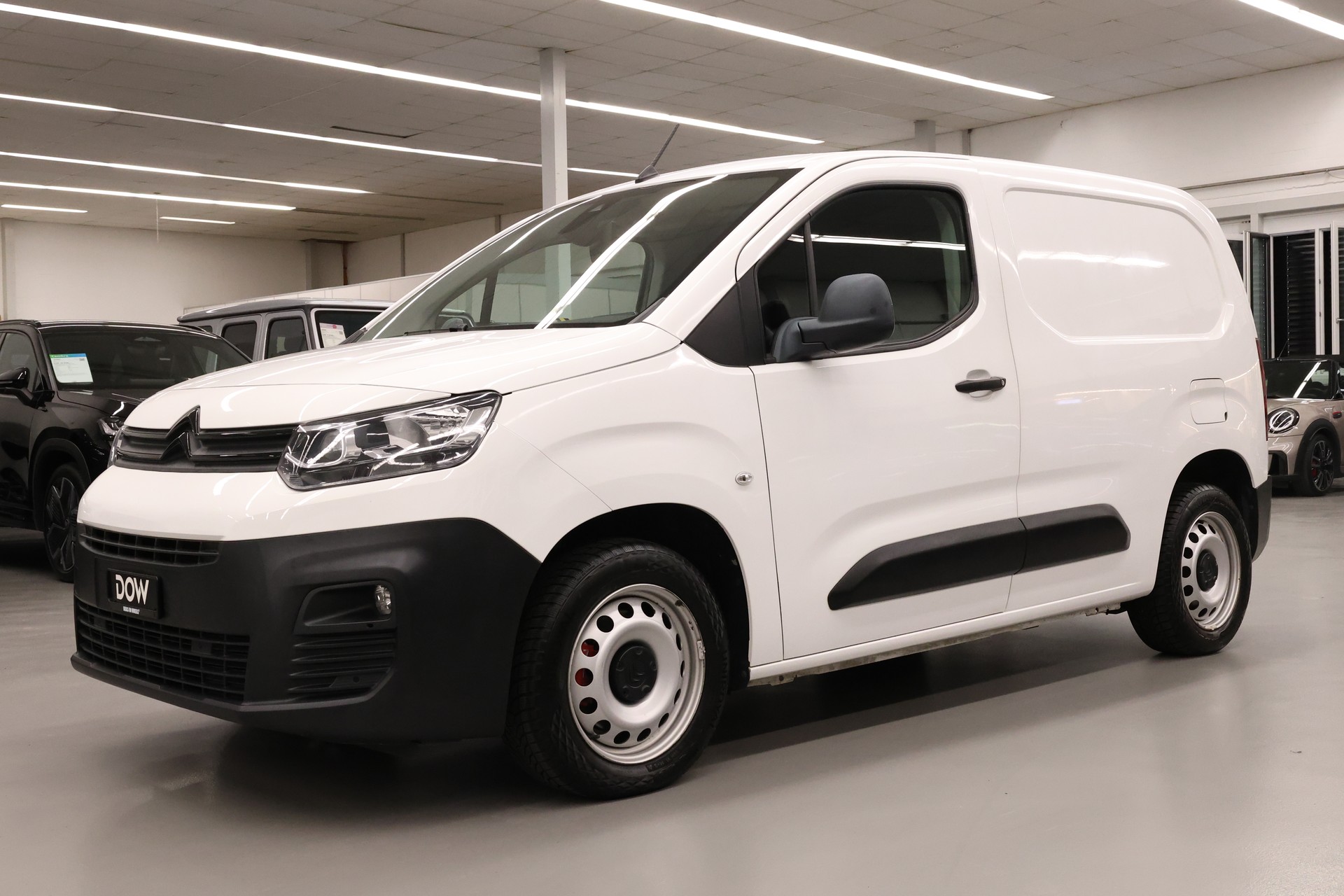CITROEN Berlingo 1000 Standard 1.6 BlueHDi 100 Driver S/S-showroom-element-2